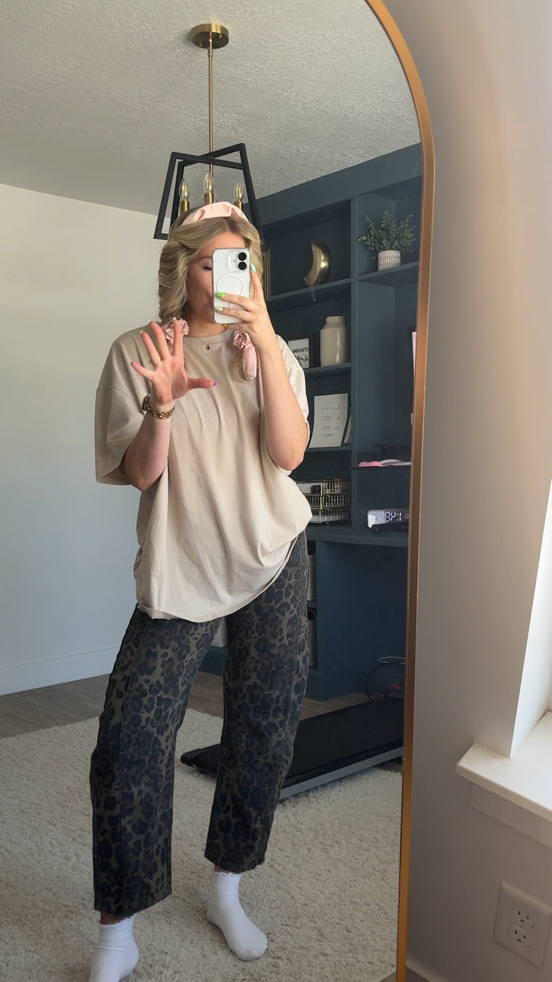 new leopard pants and I’m in love!!!
I followed the sizing chart and go a size small 
Tshirt: wearing XL

#LTKSeasonal #LTKFindsUnder100