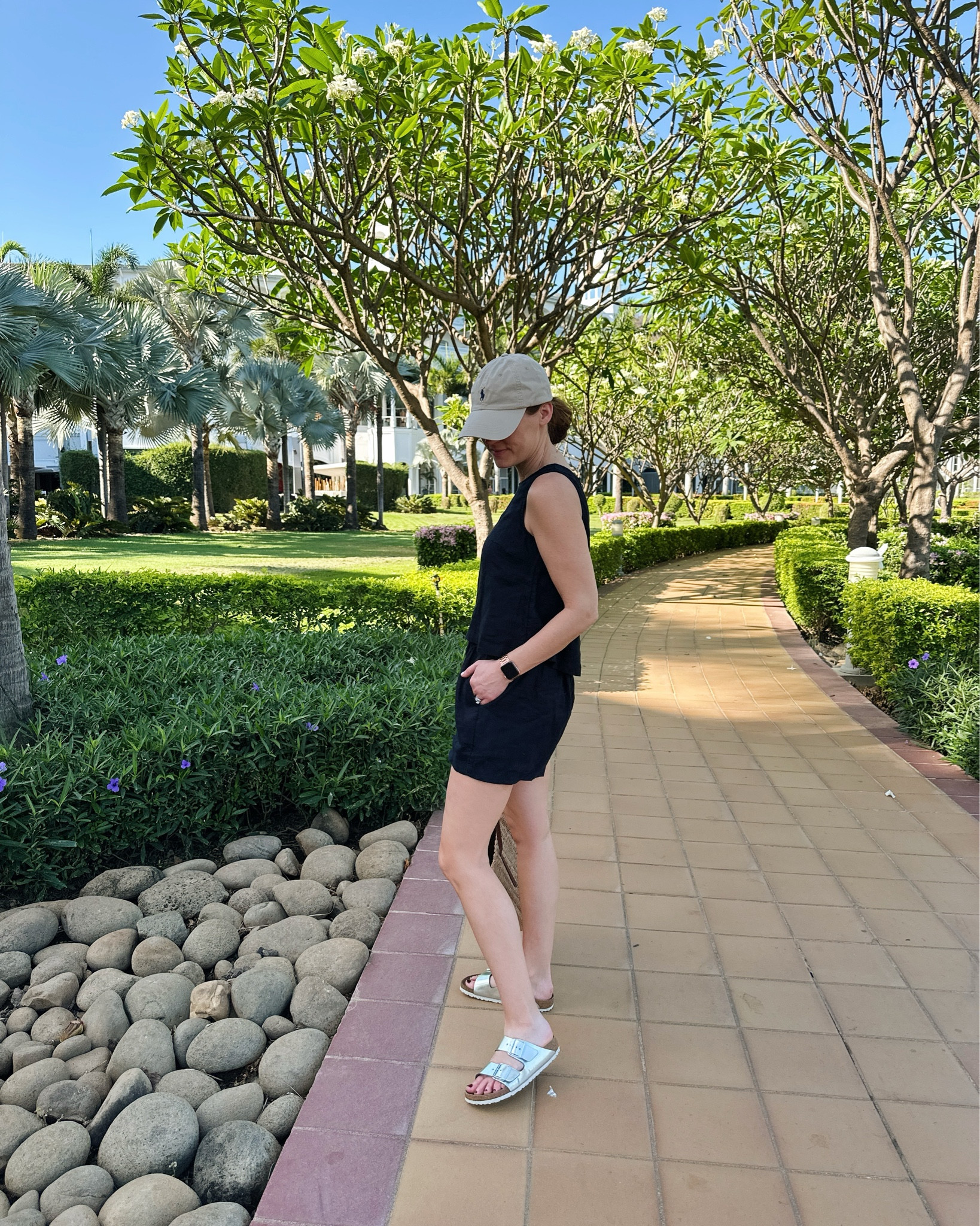 Similar set linked, mine is previous seasonn

#LTKSeasonal #LTKStyleTip #LTKOver40