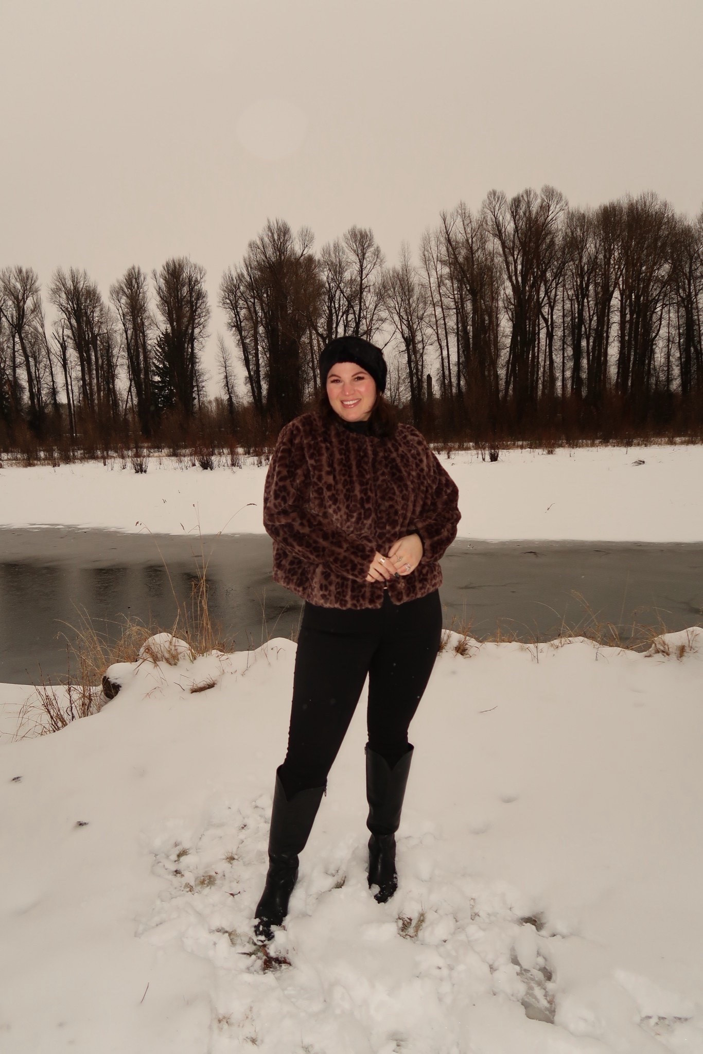 Midsize winter outfit ❄️  I went on a sleigh ride in Jackson Hole with @torrid + here is what I wore! It was cold cold so I added on all the layers (hence the two pairs of pants 🤣) + cold weather accessories! And this was actually my first time wearing skinny jeans in so long and I forgot how GOOD they are!! 

Fleece lined leggings - size 0
Jeans - 10L
Fleece lined turtleneck - size xl 
Leopard coat - size 1 
Boots - 10 wide calf 


#LTKHoliday #LTKootd #LTKMidsize