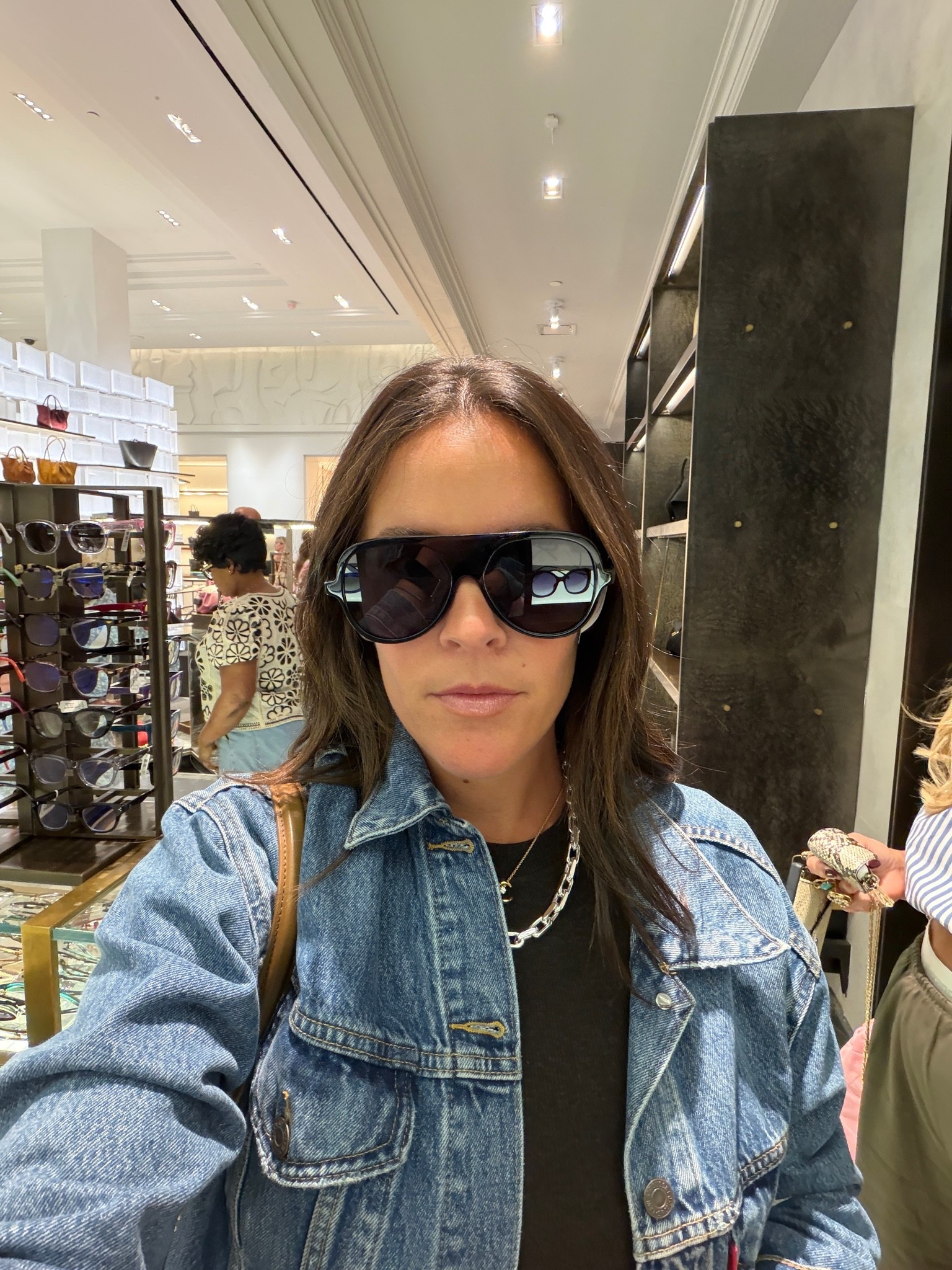 Sunglass shopping!

#LTKdayinmylife