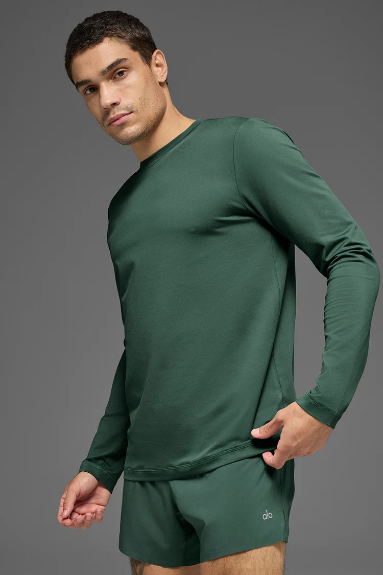 Conquer Reform Crewneck Long Sleeve | Alo Yoga (US)
