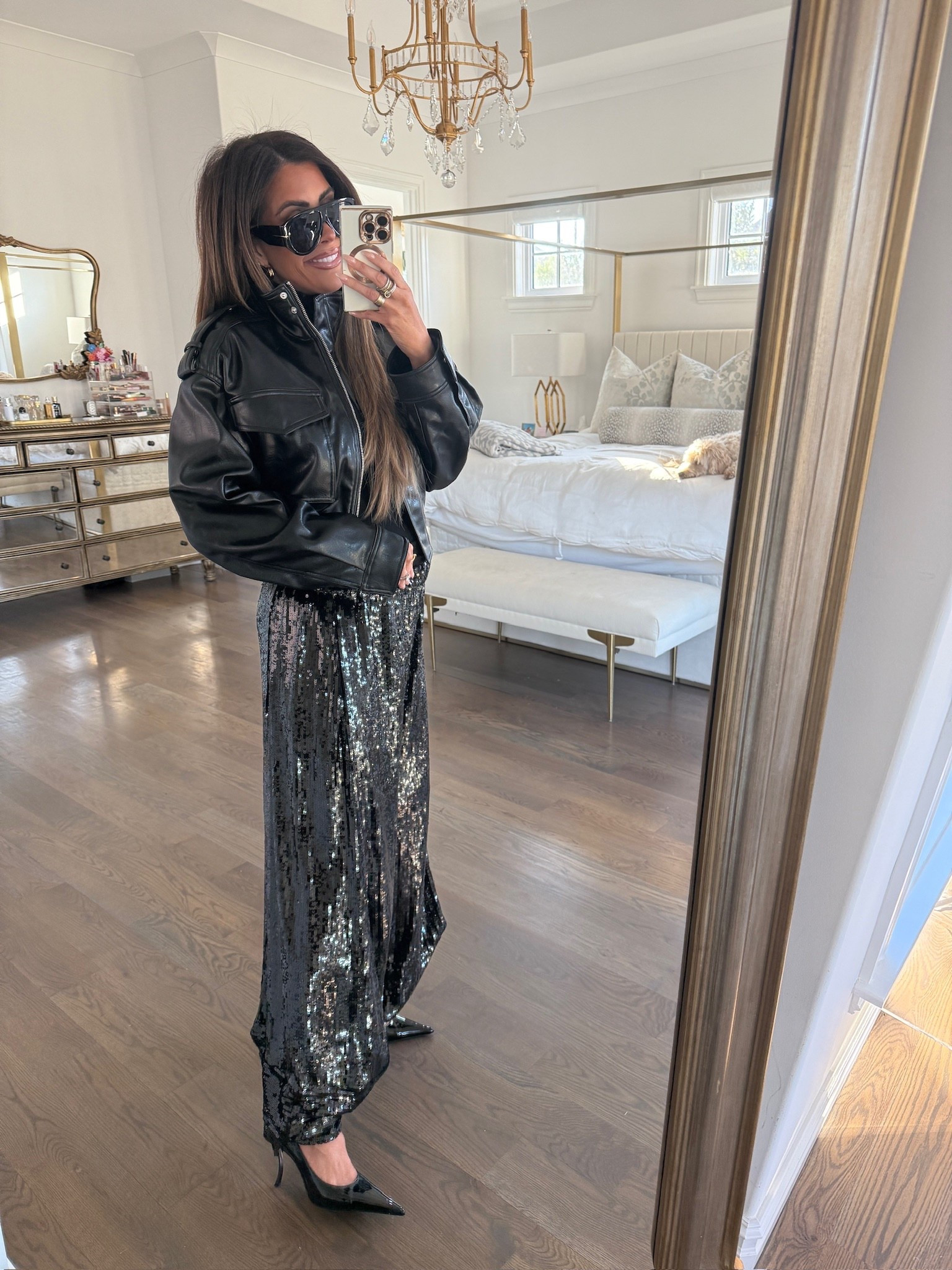 Wearing a size small in everything! 

Zara finds, Zara fashion, Winter fashion, Winter finds, Sequins pants, Balloon pants, Leather jacket, Cropped leather jacket, Faux leather, Jacket, Heels, Holiday Outfit, Emily Ann Gemma

#LTKootd #LTKBump #LTKHoliday