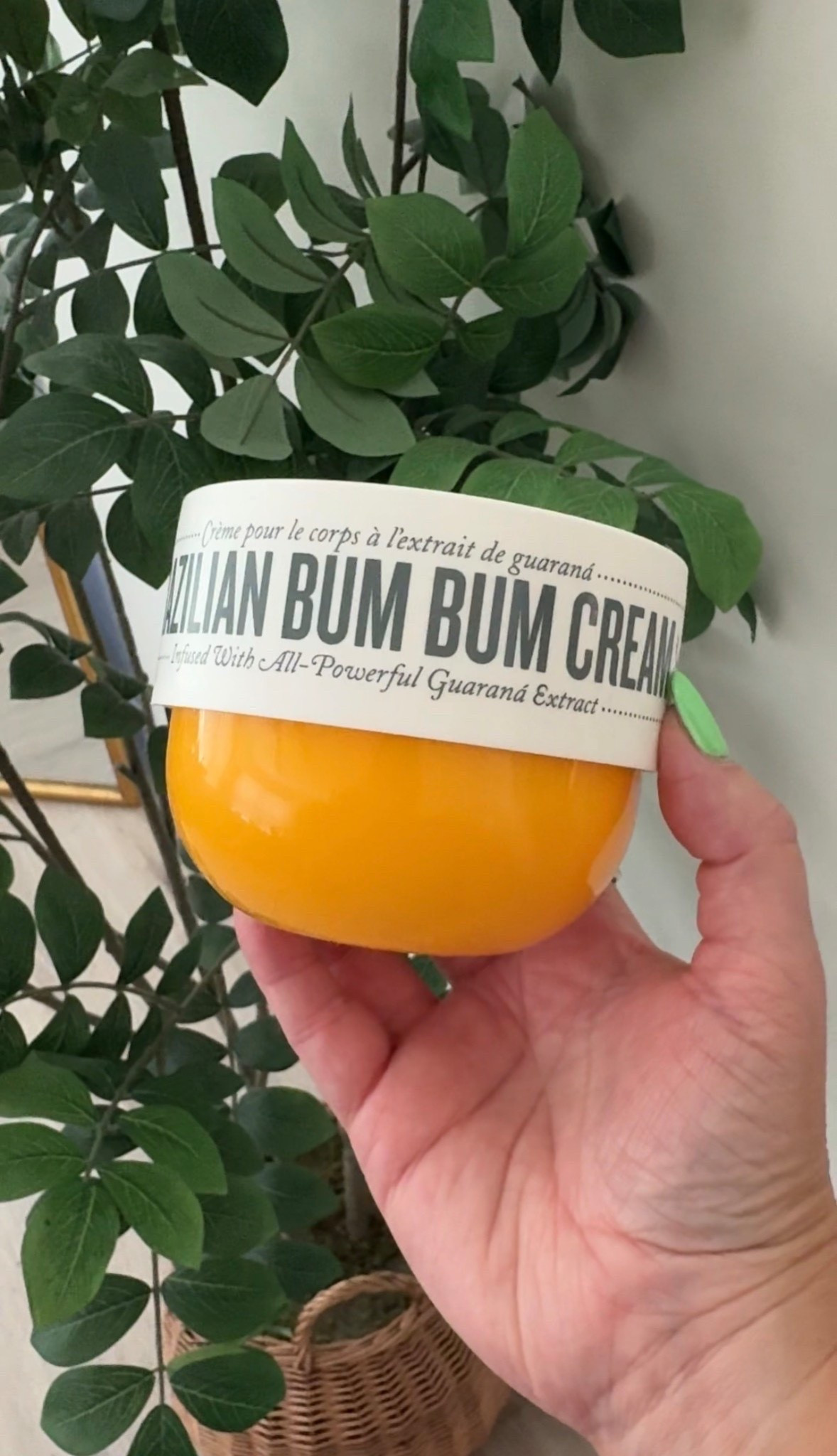 Forever repurchasing this one 💛 the scent is so good🙌🏼

Sephora also has some great deals happening right now with 20% off face moisturizers and up to 50% off select beauty!!




Sol de janeiro, beauty, self care, Brazilian bum bum cream, body care, body moisturizer, skin care, Shelli enright, stylenright

#LTKBeauty