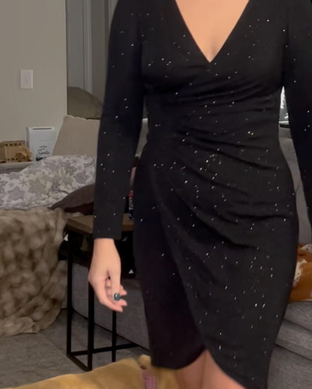 Women’s Holiday Party dress.. stunning  

#LTKootd #LTKFindsUnder100 #LTKHoliday