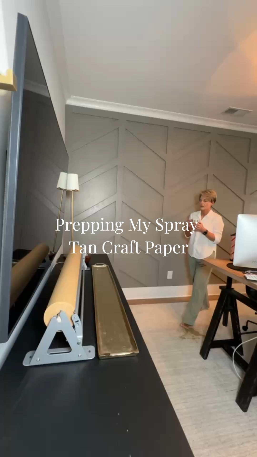 Prepping my spray tan craft paper 🤎

Getting everything ready before the appointment is key to a clean, smooth setup. This step helps protect the space and keeps everything organized so the tan process runs easily from start to finish. Sharing the setup essentials I use below.

#spraytanartist #spraytansetup #mobilespraytan #sunlesstanning #beautyprofessional #spraytanbusiness #ltkcreator #ltkit #LTKbeauty