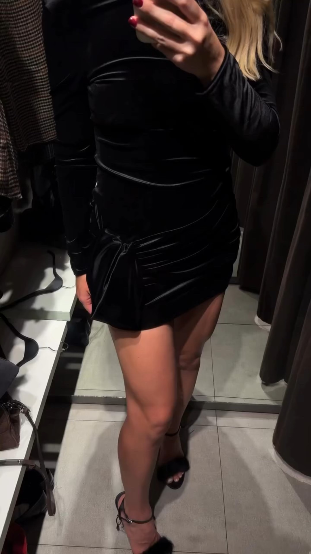 Are you ready to shop for winter holidays? 

@zara #zaradress #zaraoutfitsdaily #ltkfashion #fashionstyle #holidaydress #zaraholidayoutfits #newyearseveoutfit #christmasoutfits

#LTKSeasonal #LTKParties #LTKHoliday