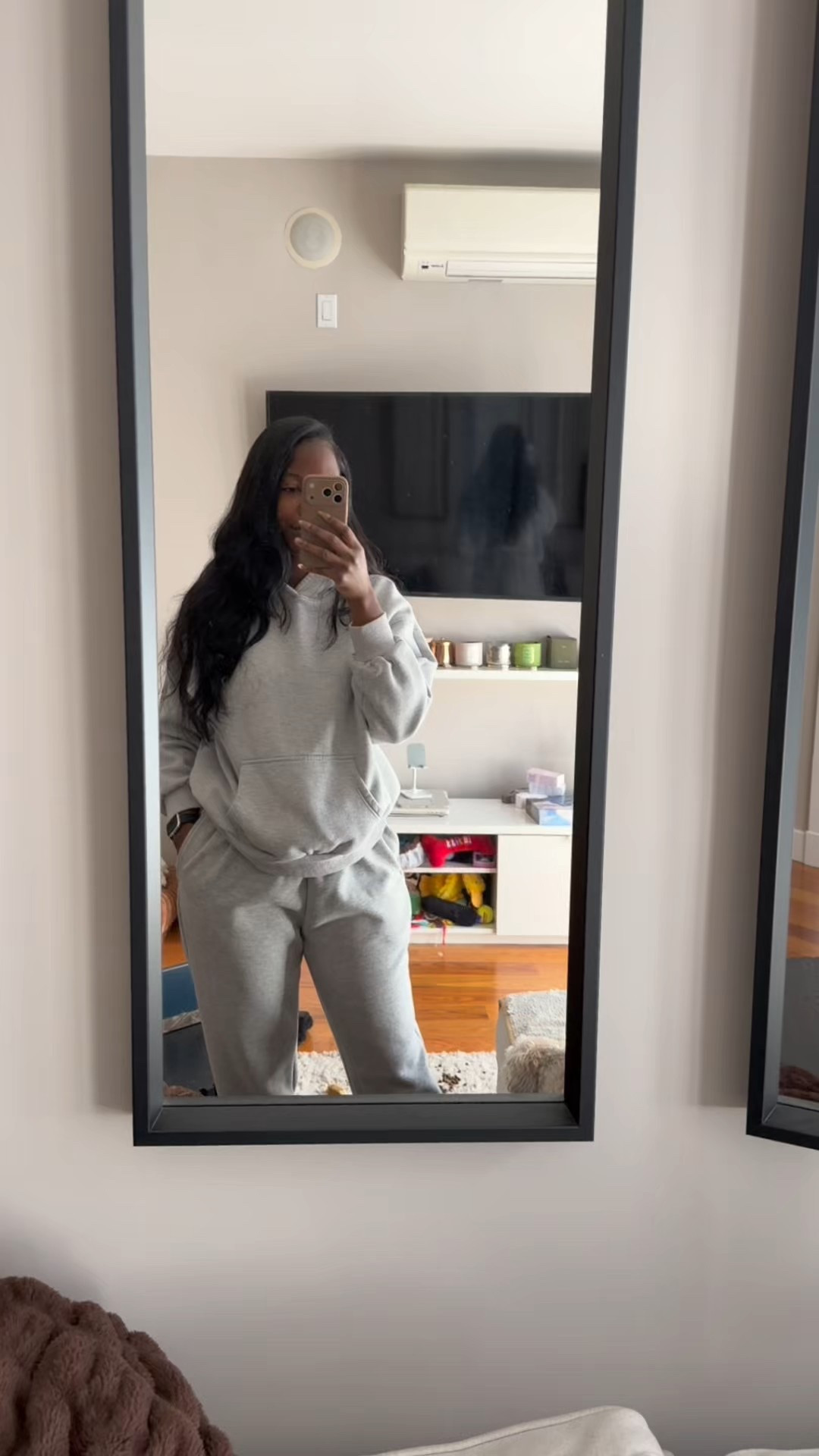 Me + a Grey set in the Fall season? Sign me all the way up lol. These are not an actual set together they just match perfectly 🥰. I’m a L in the sweatpants and I got a S in the oversized hoodie. Thank me laterrrr. 
#cozyoutfit #sweatpants #cozyfallvibes #loungewear

#LTKHome #LTKOver40