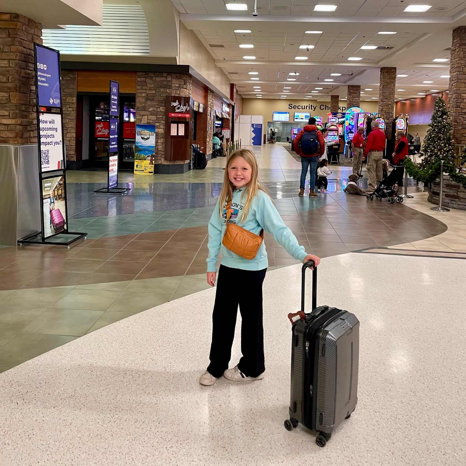 Just got my hands on the Drew Puffer Belt Bag from @babsandbirdieco and I’m already in love! It’s the perfect mix of sleek and modern, and the adjustable strap is so comfortable. Plus, with multiple zippered compartments, I can easily organize all my daily essentials. And who says you can’t share with your daughter? 

#LTKstyletip #LTKitbag #LTKGiftGuide