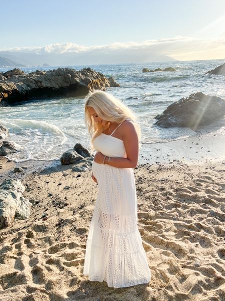 Dreaming of all the places I’ll take this girl 😍 Hoping she loves the beach as much as I do🤪🏖️

Wearing this gorgeous @pinkliky dress // non maternity but fits the bump! Use code “MARCH20” for 20% off! 