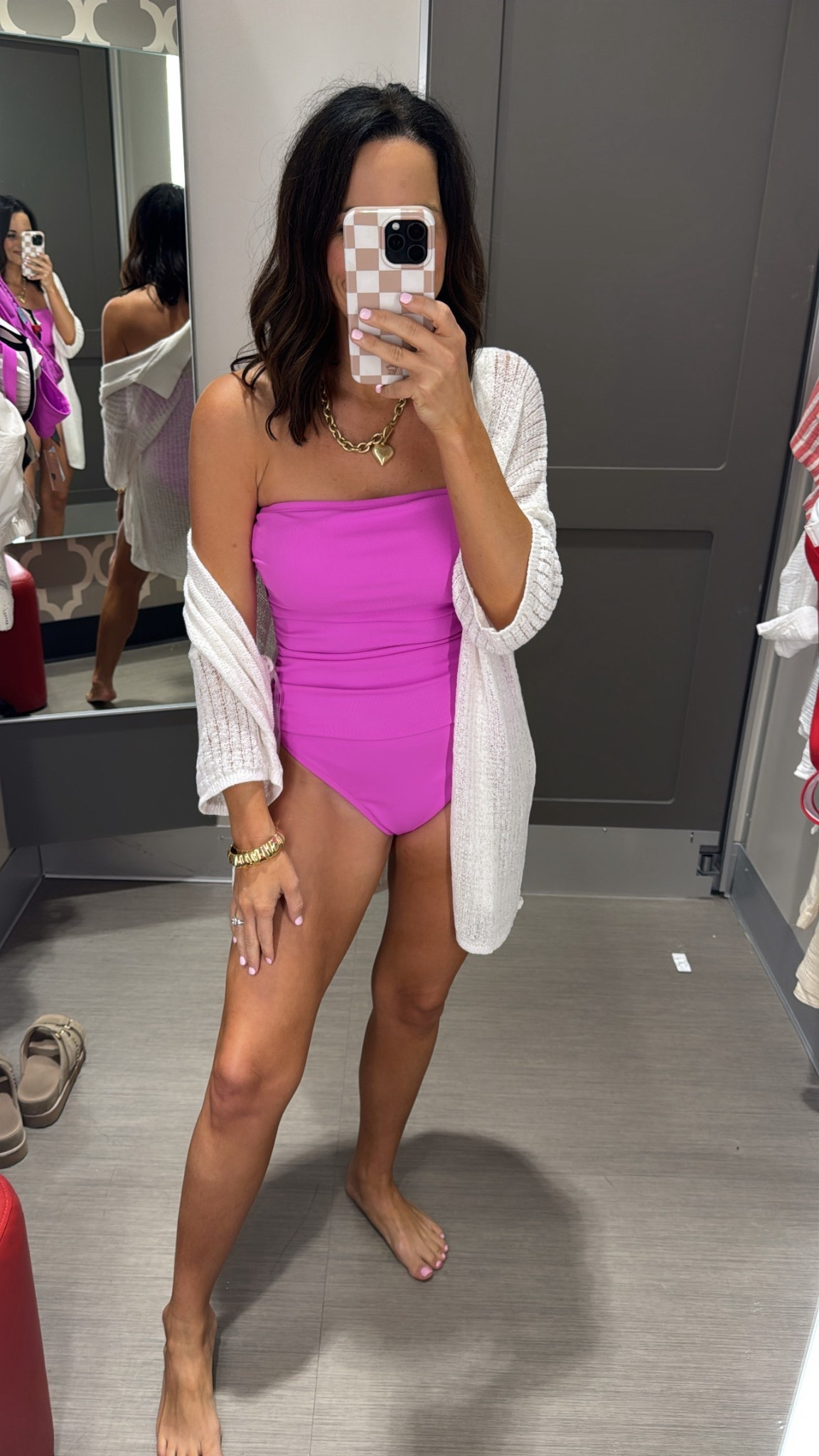 Guys I am in love with this bright pink strapless one piece suit! It is so much prettier in person.
I’m wearing a size Medium.


One piece suit  swimwear  bathing suit




#LTKSeasonal #LTKBeauty #LTKStyleTip