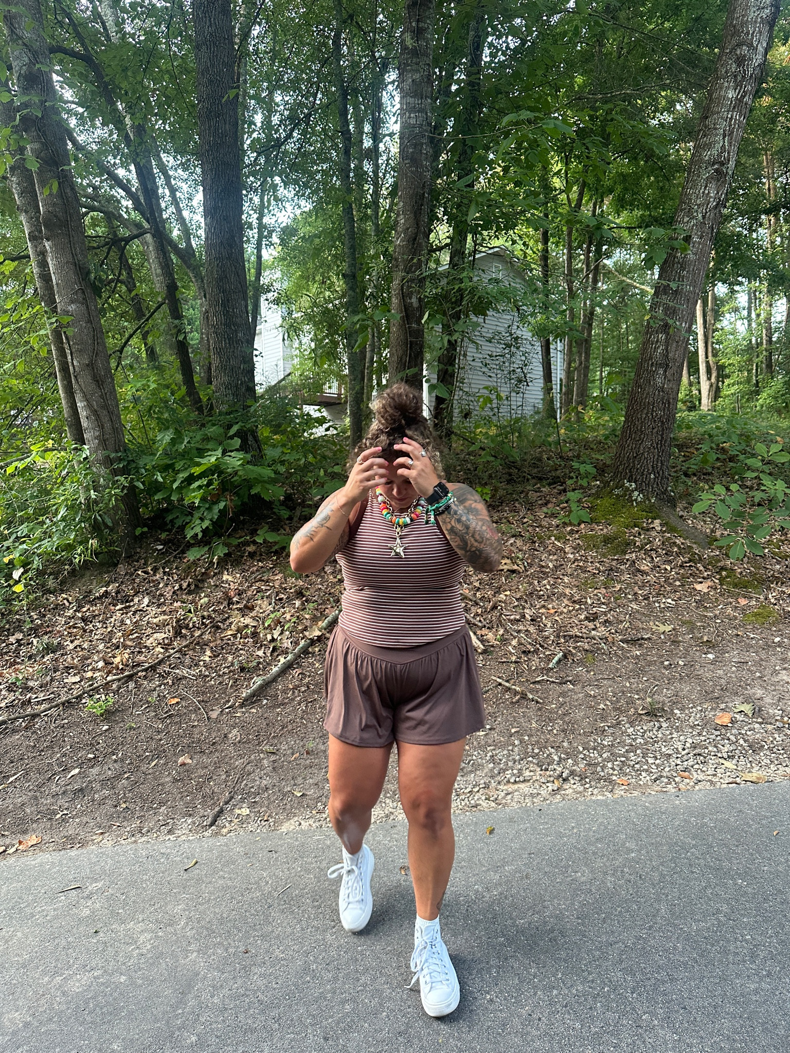 Travel fit - loving all the brown! 🥥🐌🐡🧸

Mom outfit // toddler mom // outfit idea // comfortable fit // athletic wear // Amazon find  // travel fit // old navy
