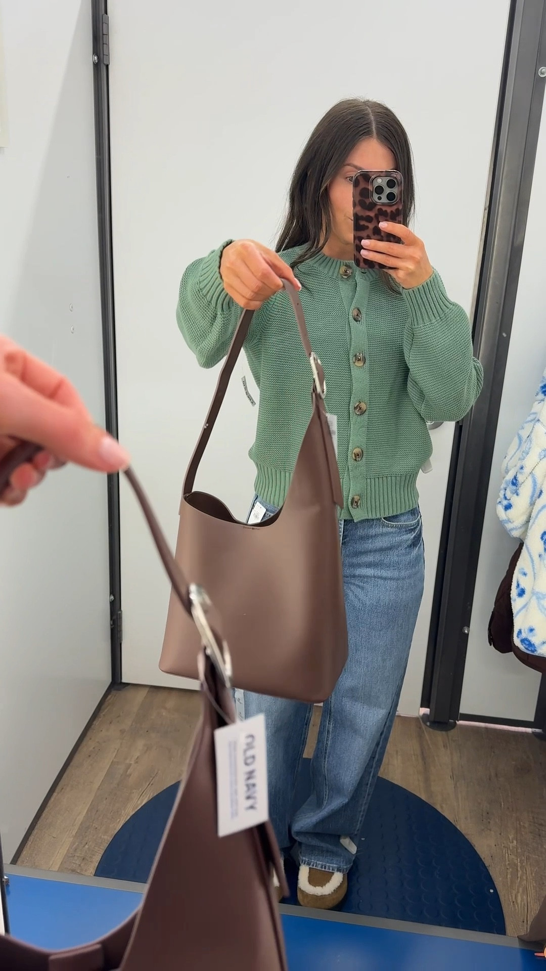 Brown asymmetrical structured tote bag from Old Navy

#LTKmomlife #LTKWorkwear #LTKFindsUnder50