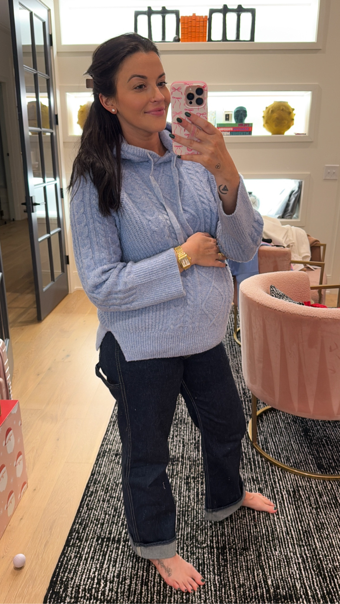 Abercrombie Sweater hoodie + low rise baggy jeans. Will be on sale 11/25! 

#LTKSeasonal #LTKStyleTip #LTKCyberWeek