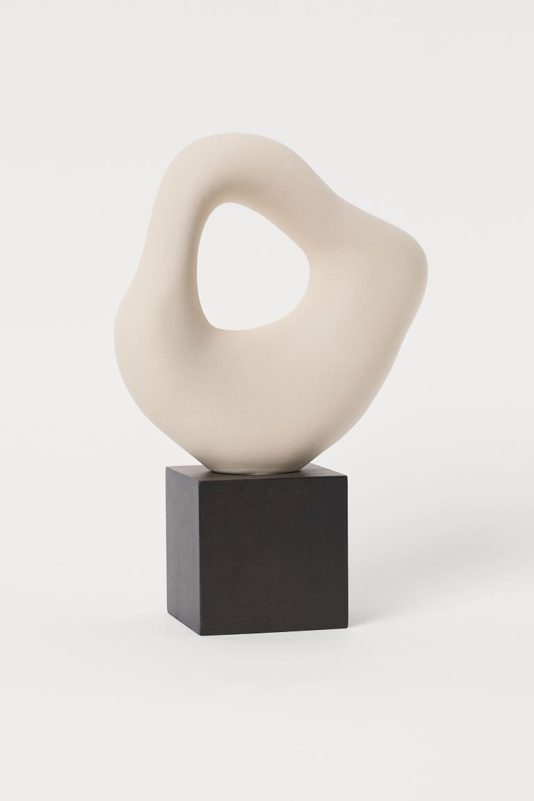Large Stoneware sculpture | H&M (US + CA)