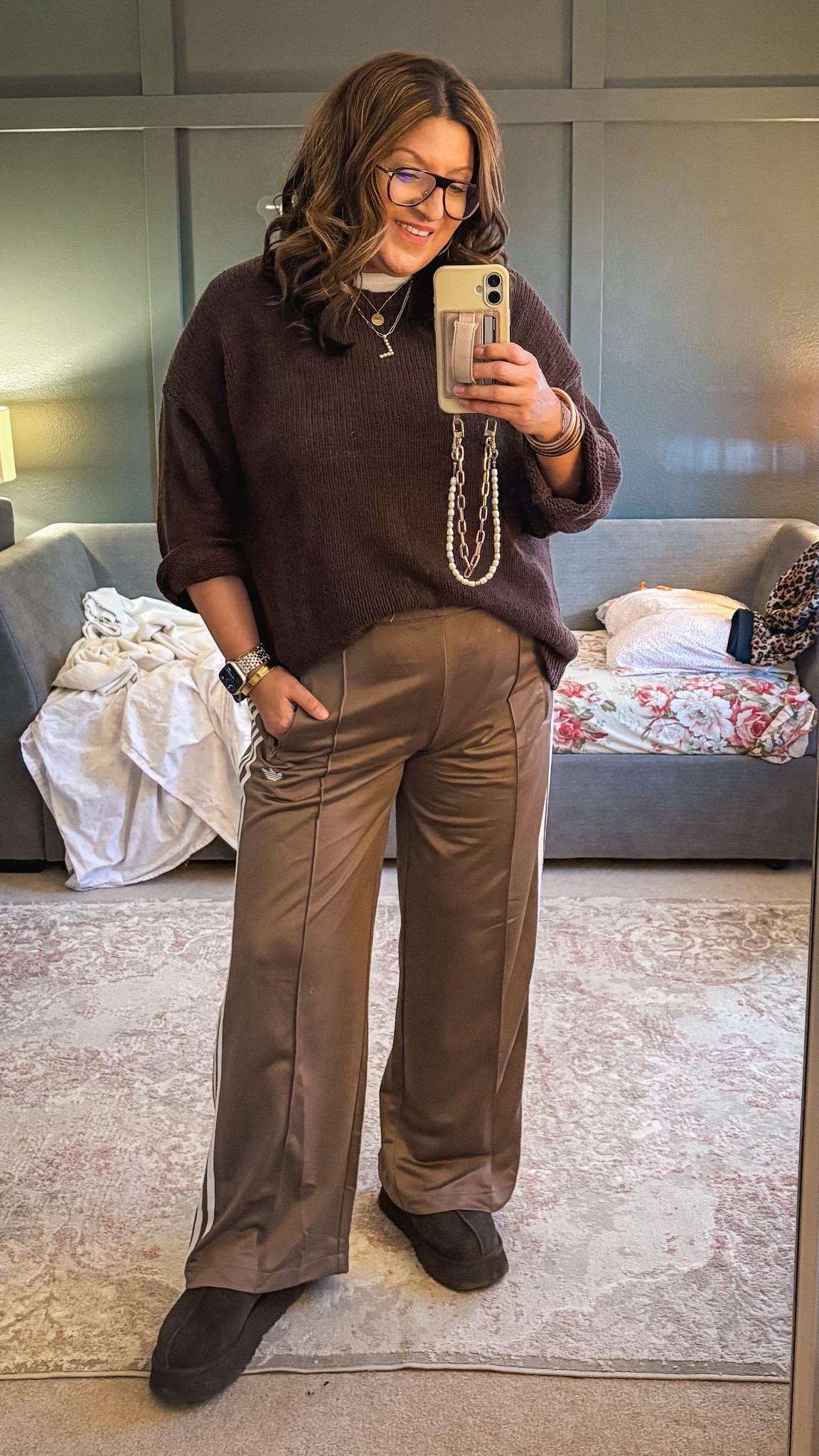 Yesterday’s ootd.
My sweater and pants are sold out but I’ve linked similar  

#LTKMidsize #LTKootd #LTKOver40