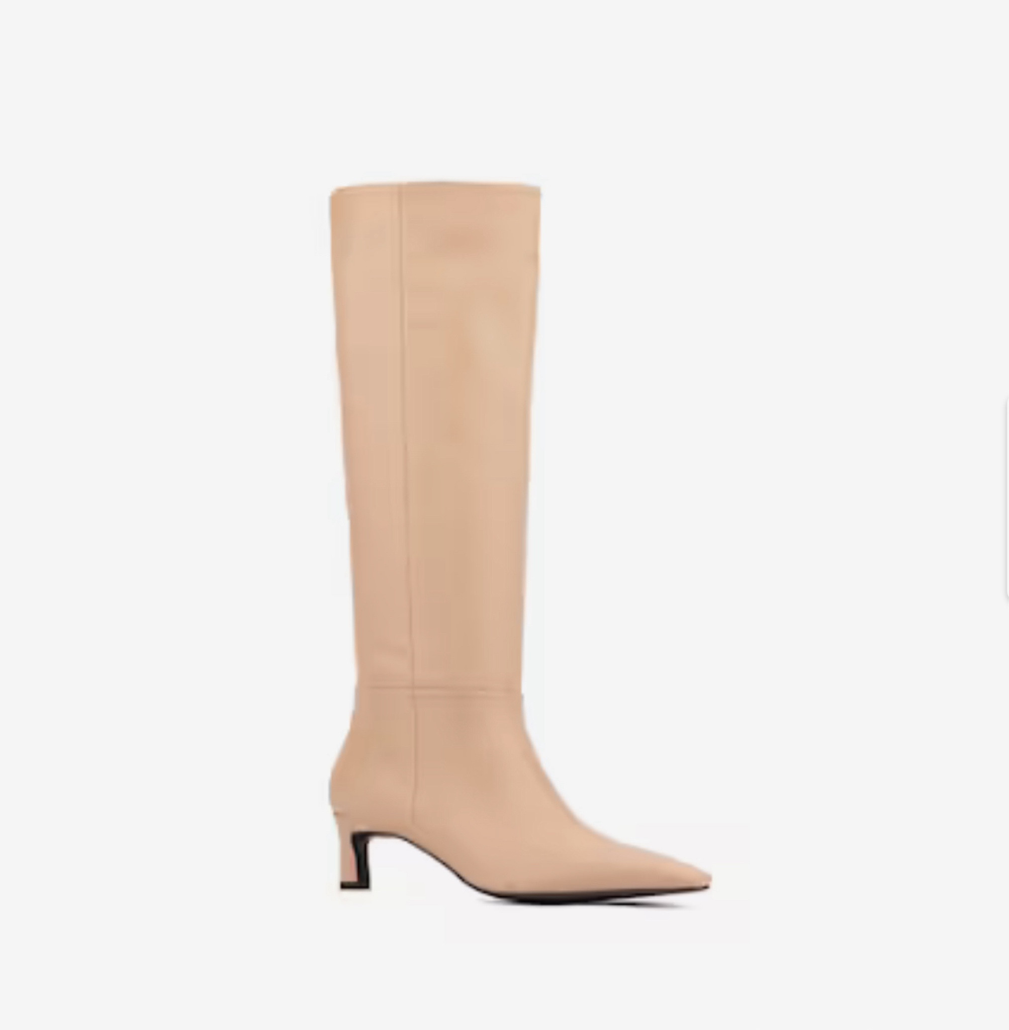 I immediately need these boots from DSW, they’re the perfect fall staple!! 

#LTKFallSale