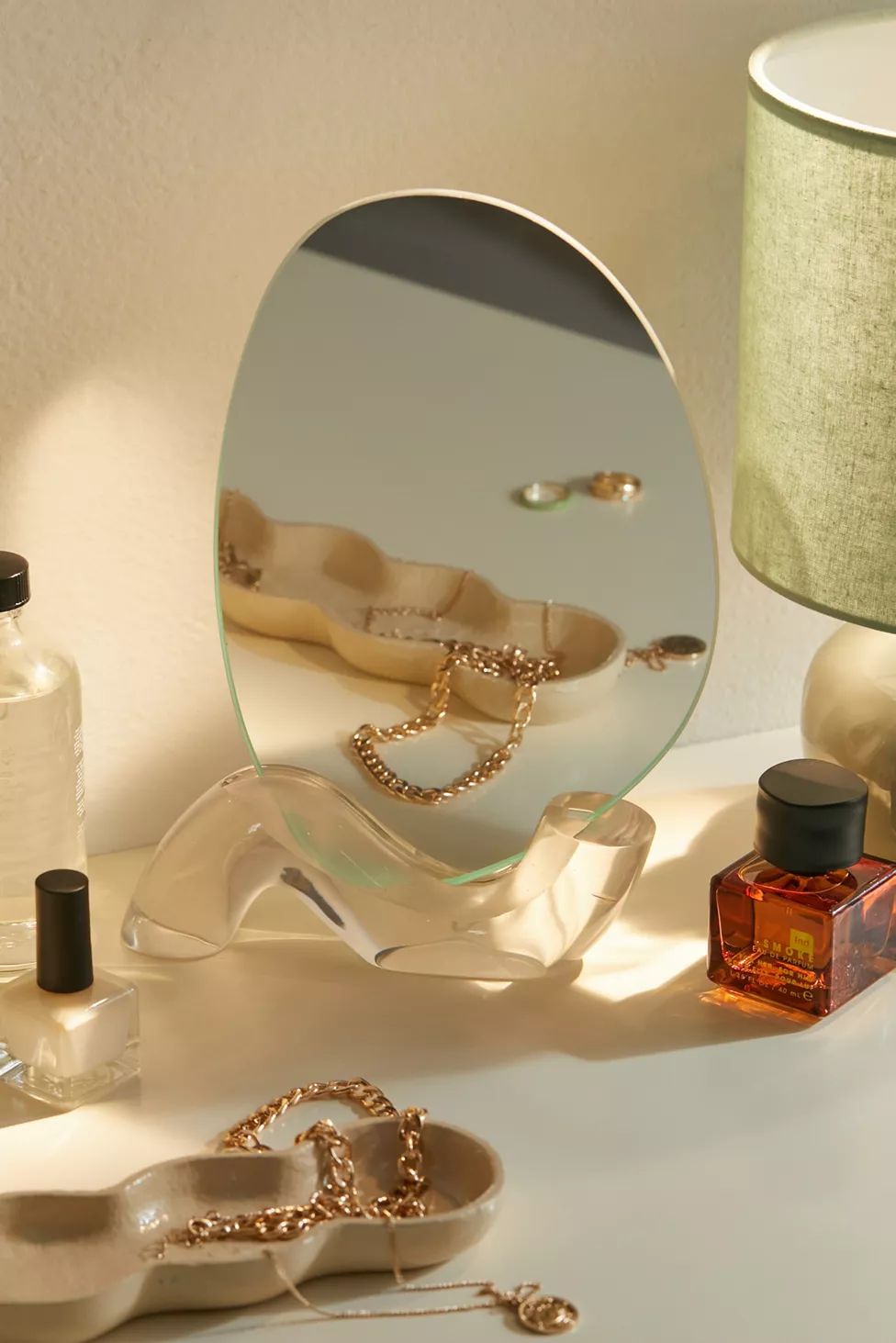 Jenna Resin Tabletop Mirror | Urban Outfitters (US and RoW)