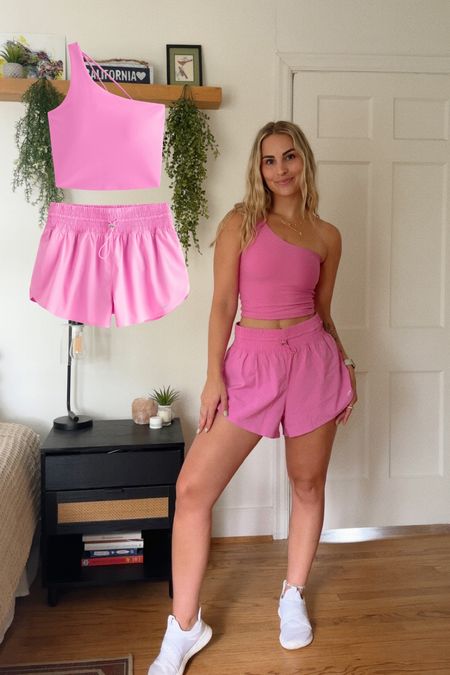 The Spring activewear you NEED! Colorful activewear is my absolute favorite right now, and Abercrombie’s YPB line has all my favs! 

Wearing Medium in the bottoms & onesie
Wearing Small in the tops!

25%-off ALL Shorts + 15%-off almost everything else, use code AFSHORTS for an additional 15% off the sale

#AbercrombiePartner

#LTKStyleTip #LTKFitness #LTKActive