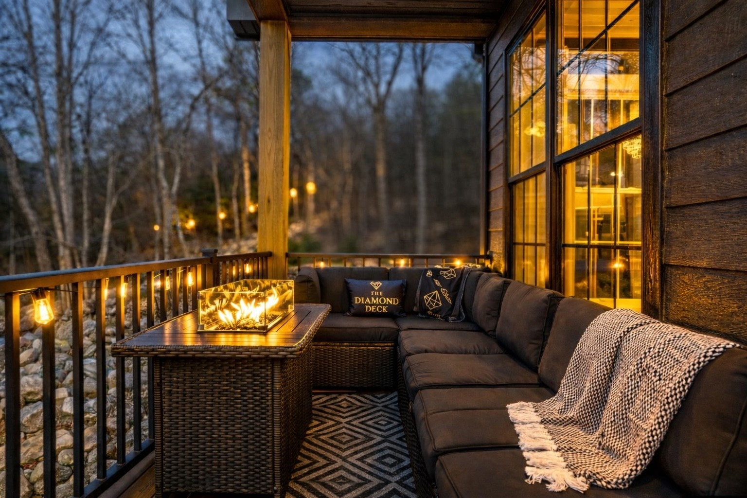 Golden hour on the Diamond Deck ✨
Cozy fire, mountain air, and my favorite outdoor finds linked 🤍