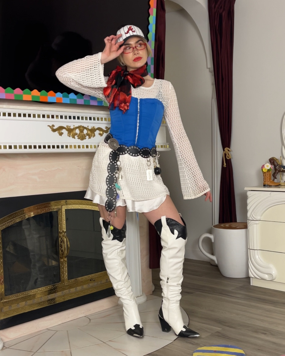 styling an old beach coverup 💙 