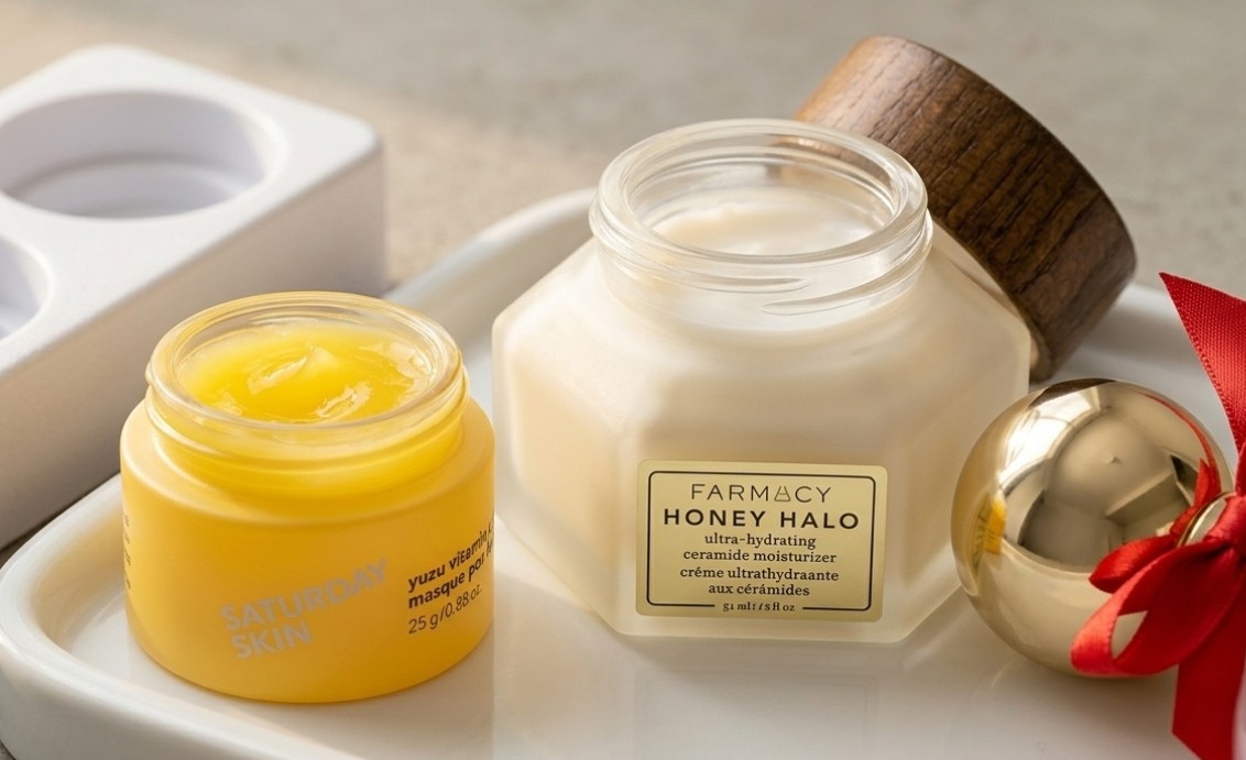 Skincare has quietly shifted from “steps” to textures.

A dense ceramide cream.
A vitamin-rich gel mask.
Formulas that feel intentional the second you open them.

This kind of pairing — barrier repair + glow — is what actually creates good skin over time, not just the appearance of it.

Linked: a few formulas that get this balance right.

#skincarerecommendations #dryskincareproducts #skinmoisturizer 

#LTKselfcare #LTKBeauty #LTKgrwm