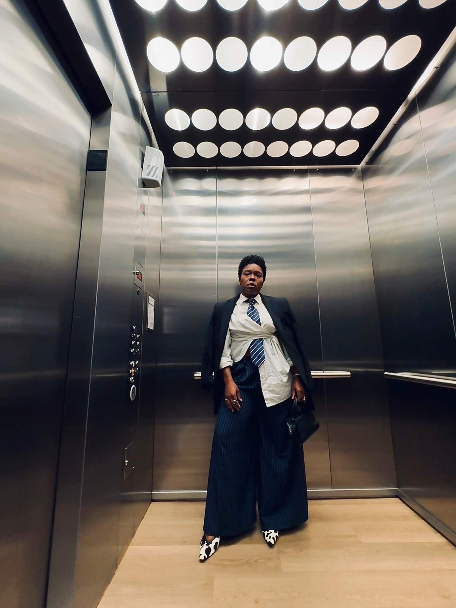 Elevator.jpg

#LTKOver40 #LTKootd #LTKgrwm
