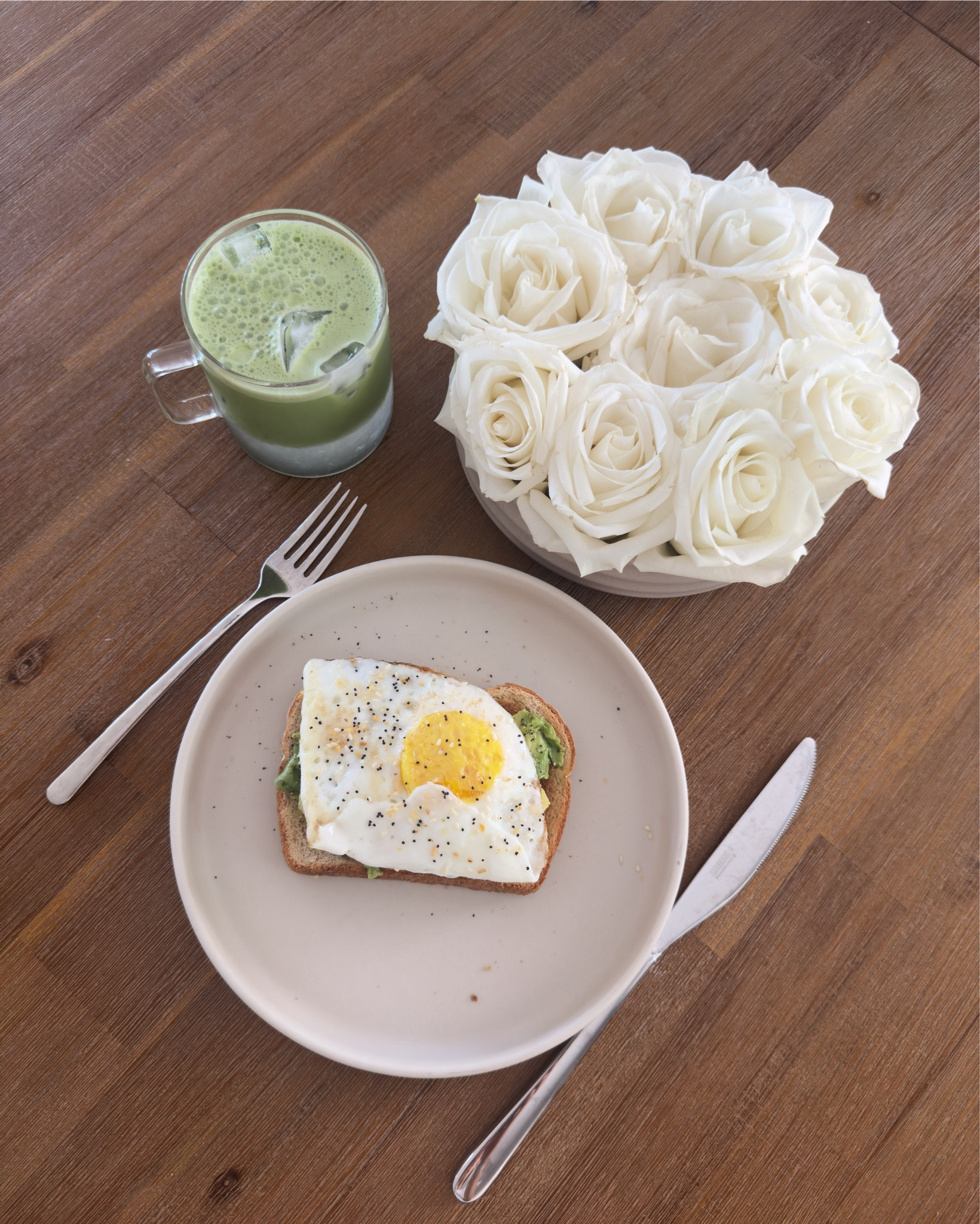 the perfect minimalistic kitchen setting for a first time homeowner!! organized, clean, and aesthetically pleasing cups, plates, and shelves 🤲🏻🍳

#LTKHome #LTKSaleAlert #LTKFamily