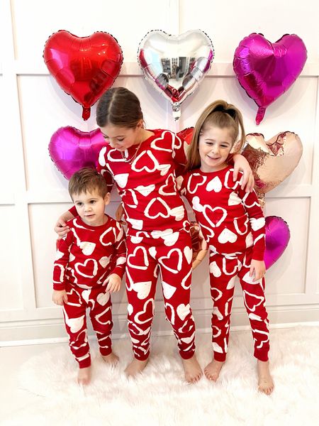 Heart pajamas! Love getting themed pjs for the kids for every holiday #valentinesdaygifts #valentinesdayfinds

#LTKfamily #LTKbaby #LTKkids