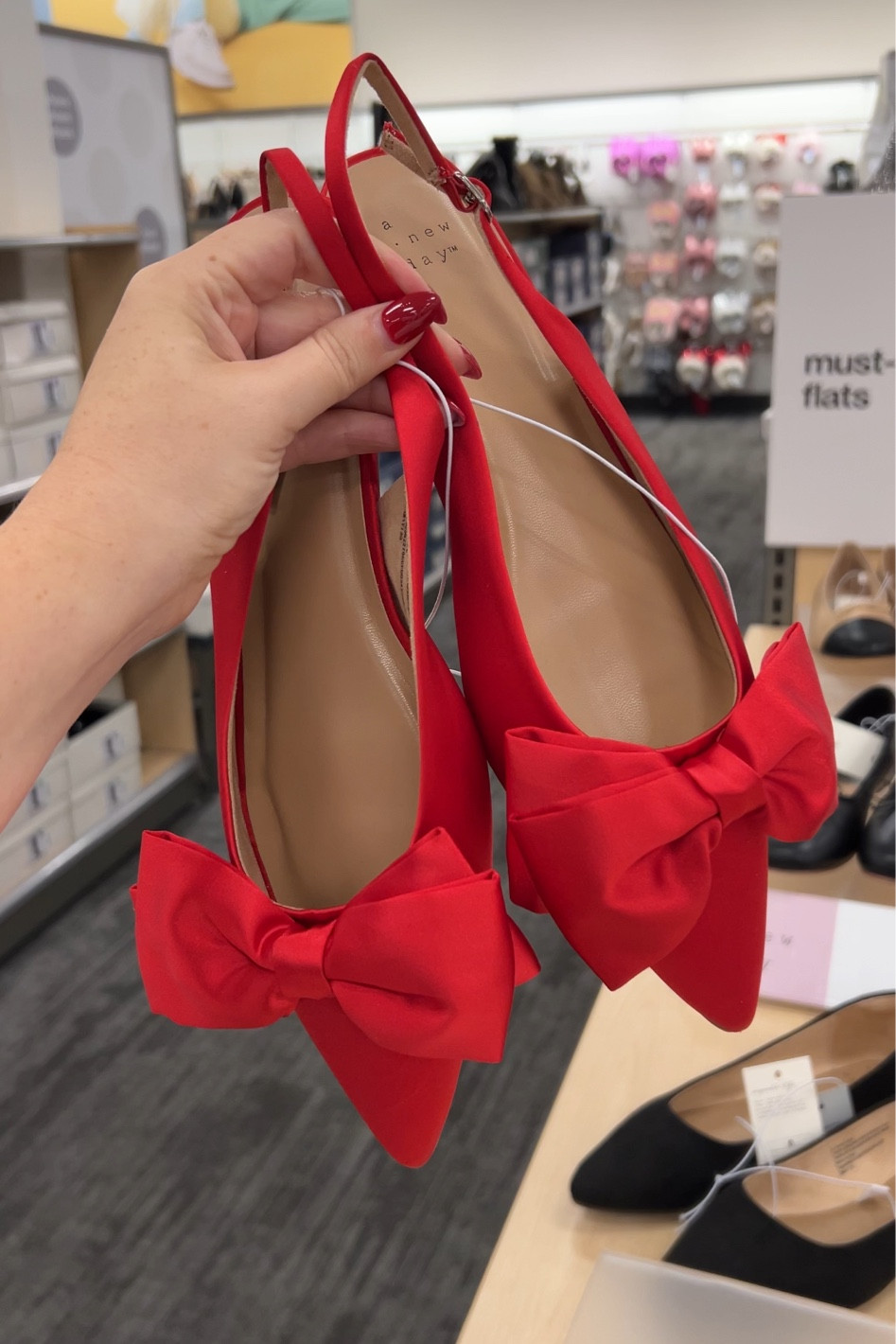 Bow flats holiday Christmas work winter 

#LTKShoeCrush #LTKHoliday #LTKStyleTip