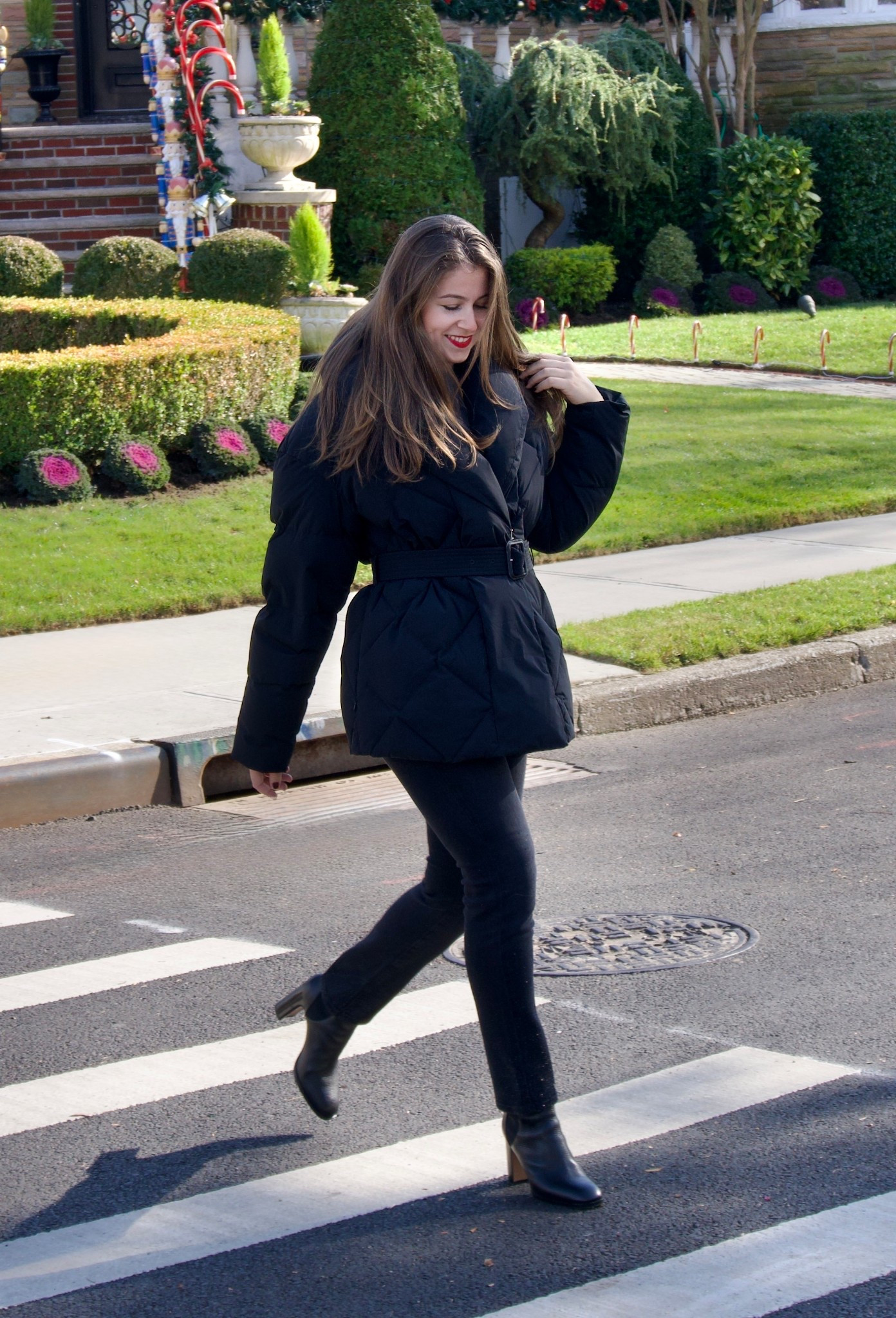 November in New York is a magical  time. Beautiful Fall Foliage and colder temperatures remind me that the Holidays are near 
It can sometimes be tricky mastering the art of dressing up while keeping warm. Mackage coats & jackets are the perfect combination of comfort, style, and warmth. Their jackets are designed in Montreal, Canada, so if anyone knows Winterwear, it’s Mackage! 

Take advantage of this Black Friday promo at @Saks: Earn a $75 Gift Card when you spend $150 today, get it in time for Cyber Sales and treat yourself to more shopping!. Use code BFRIGCSF in cart on applicable items to get the gift card! Valid 11/24-11/29. 

#saks #sakspartner 

#LTKSaleAlert #LTKCyberWeek #LTKmomlife