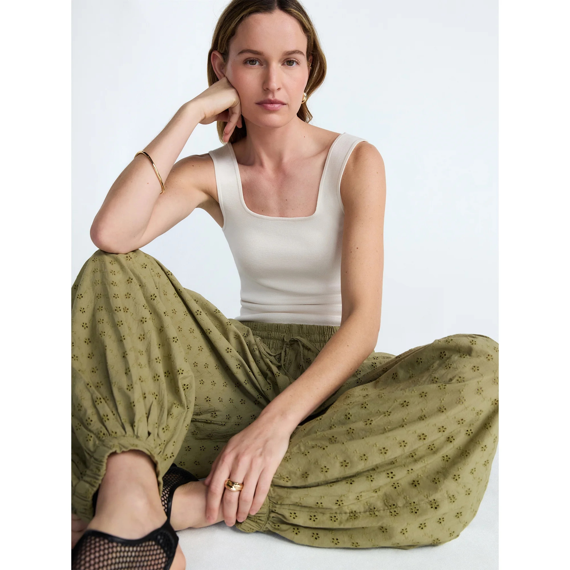 Scoop Women’s and Women's Plus Eyelet Harem Cotton Pants, Sizes XS-4X | Walmart (US)