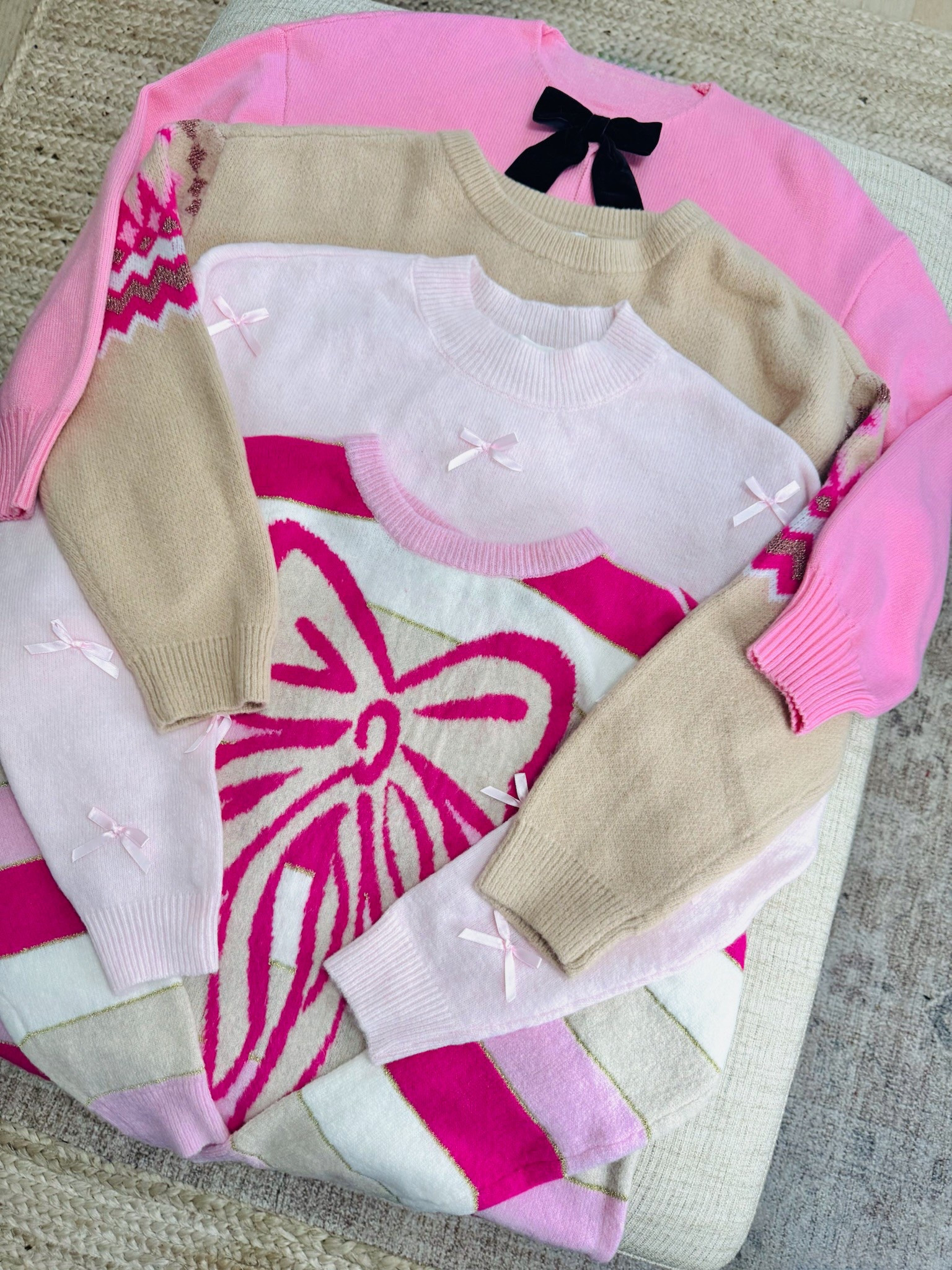 ♥️The pink bow cardigan just sold out at Walmart so we linked it at amazon too 