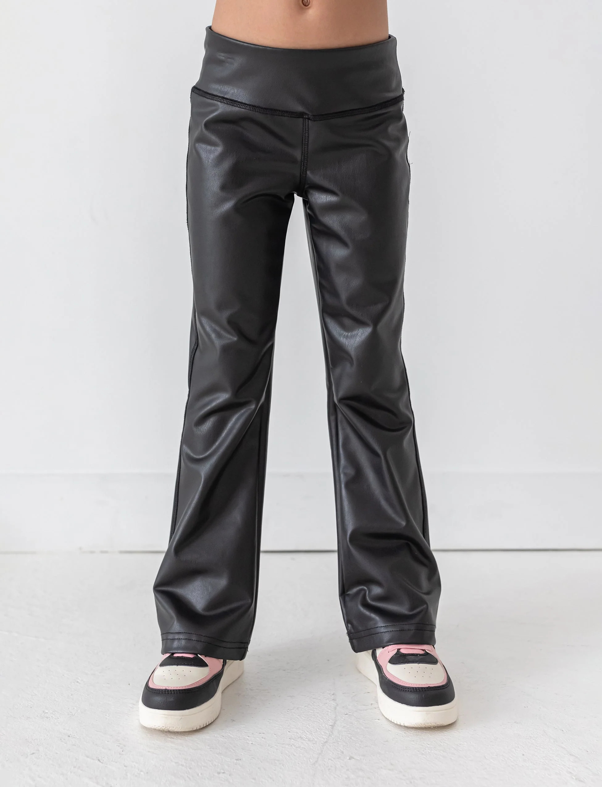 GIRLS 2-6 VEGAN LEATHER FLARED LEGGING – Jill Yoga Intl | Jill Yoga