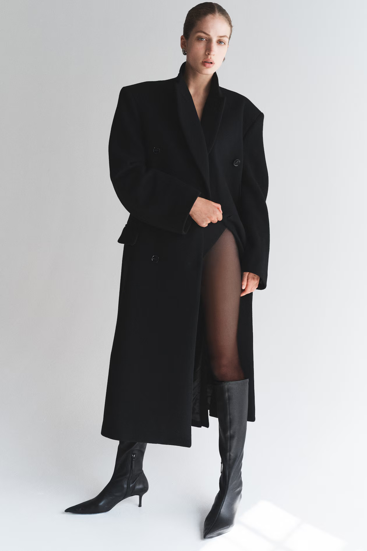 Long wool coat | H&M (UK, MY, IN, SG, PH, TW, HK)