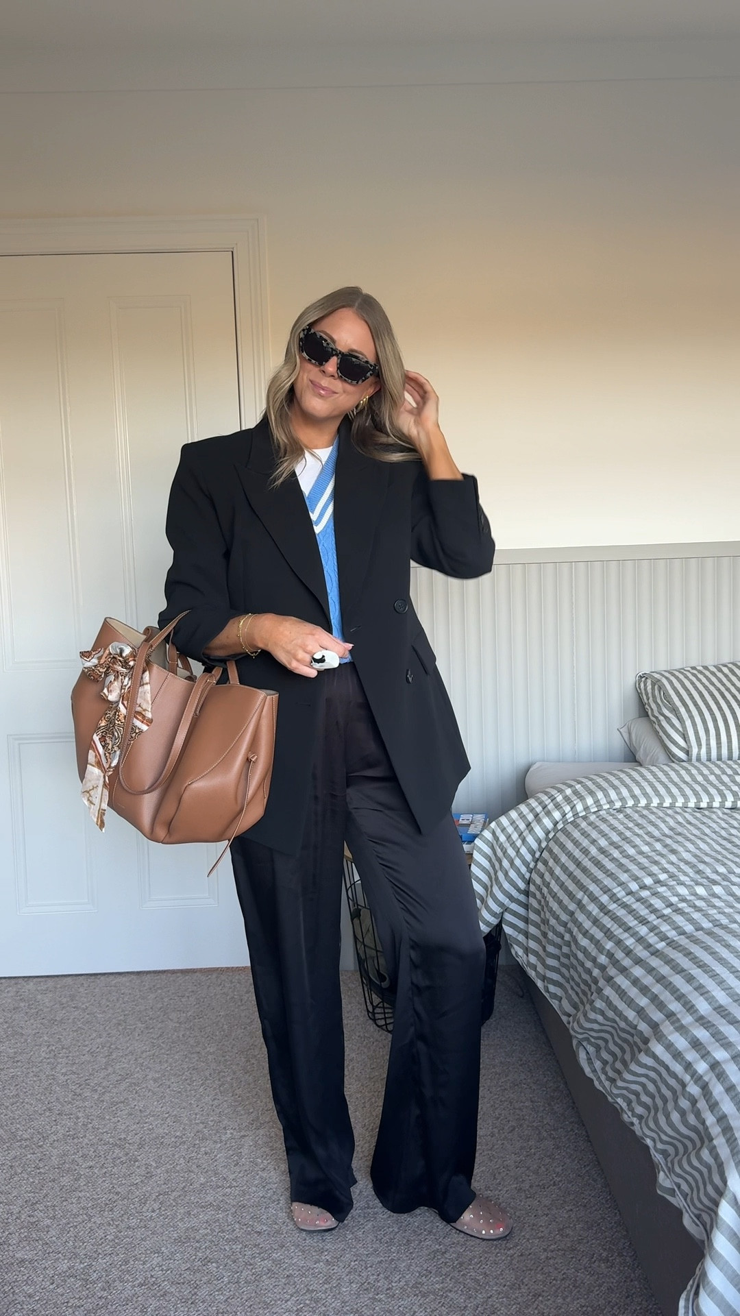 If you don’t have satin pants for work, take this as your sign to get a pair!

#LTKstyletip #LTKaustralia #LTKworkwear