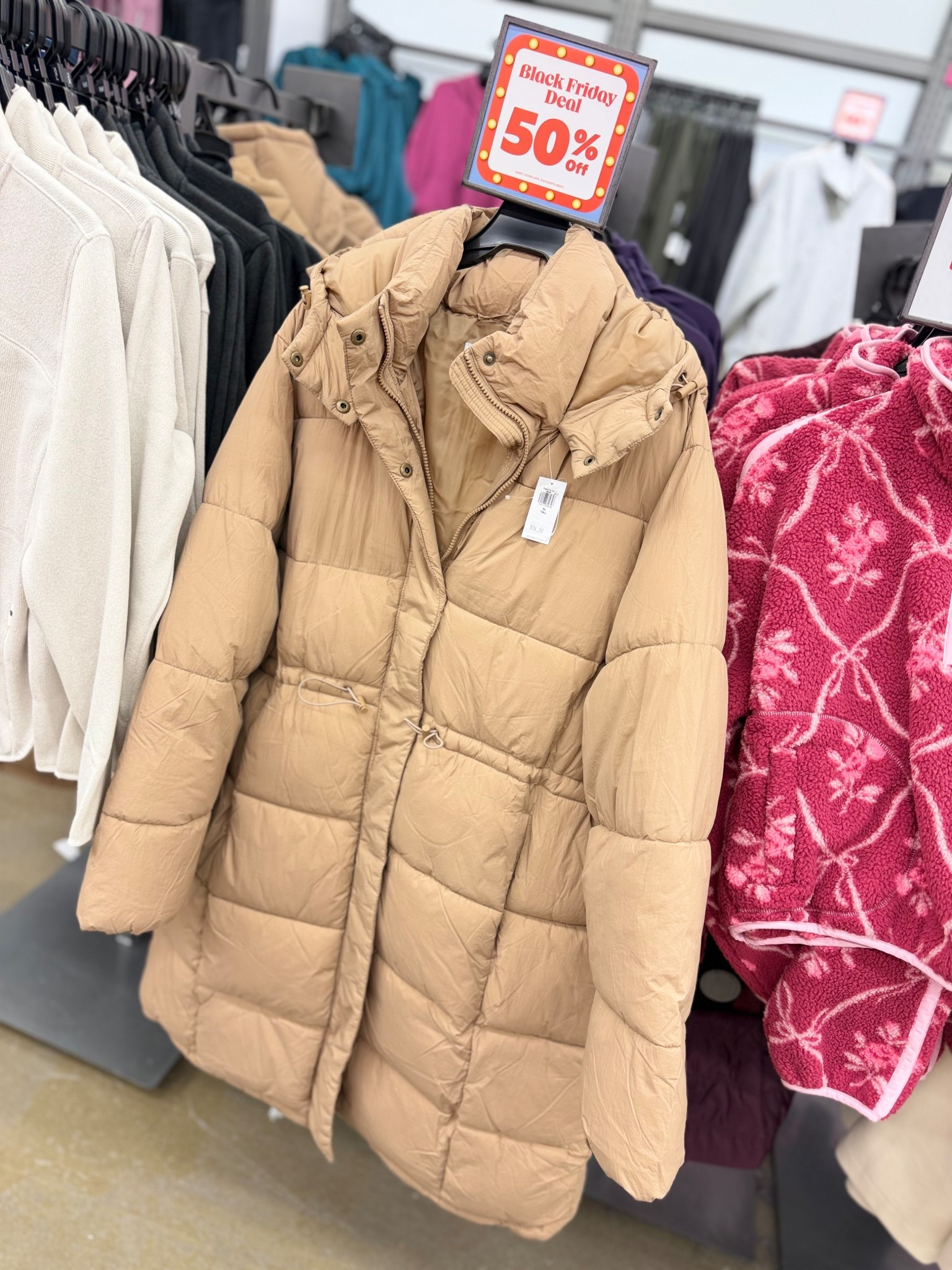 Old Navy 50% OFF! @oldnavy #blackfriday #blaclfridaydeals

#LTKHoliday #LTKSaleAlert #LTKCyberWeek