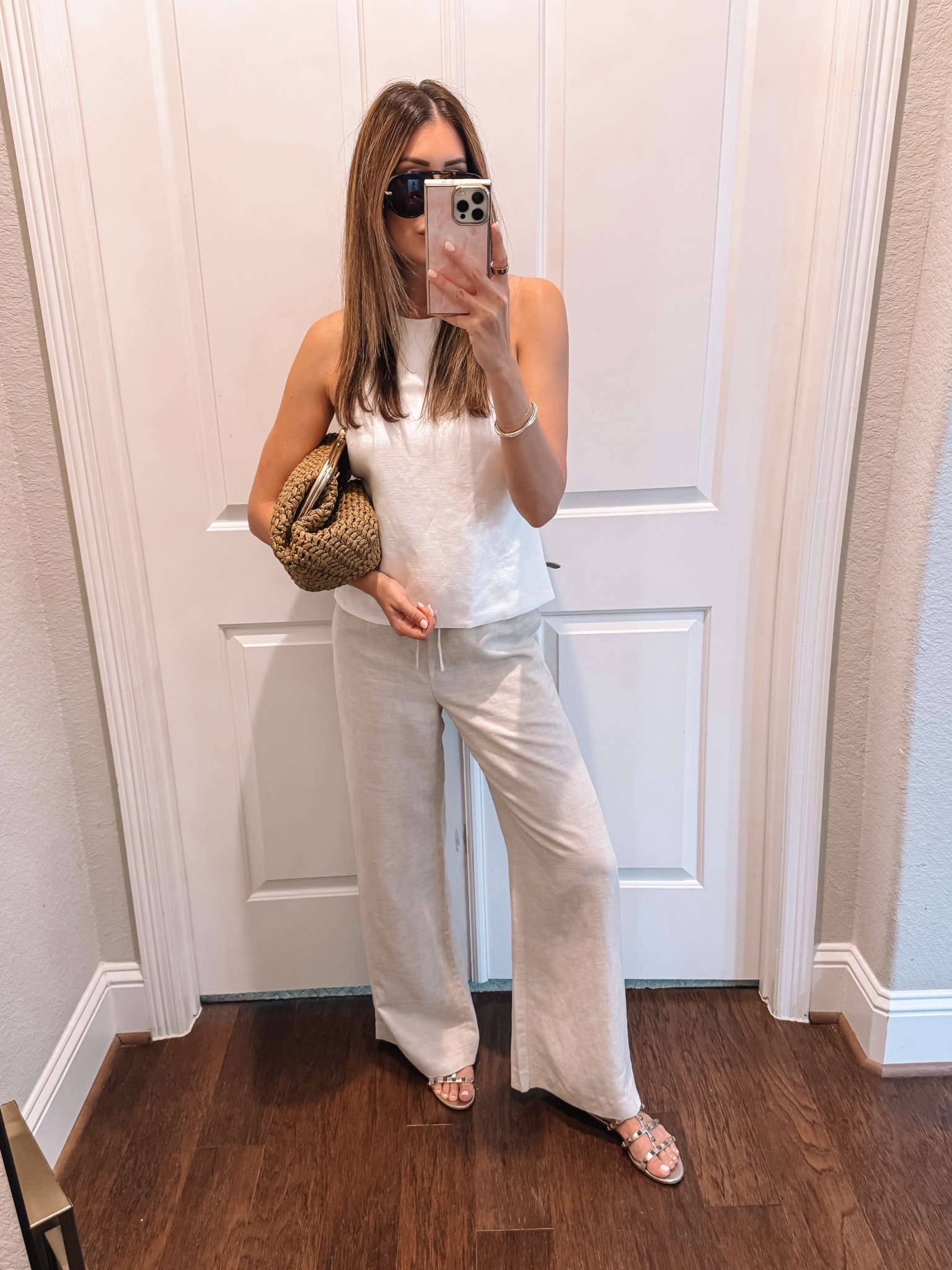 Medium in top, small in pants 