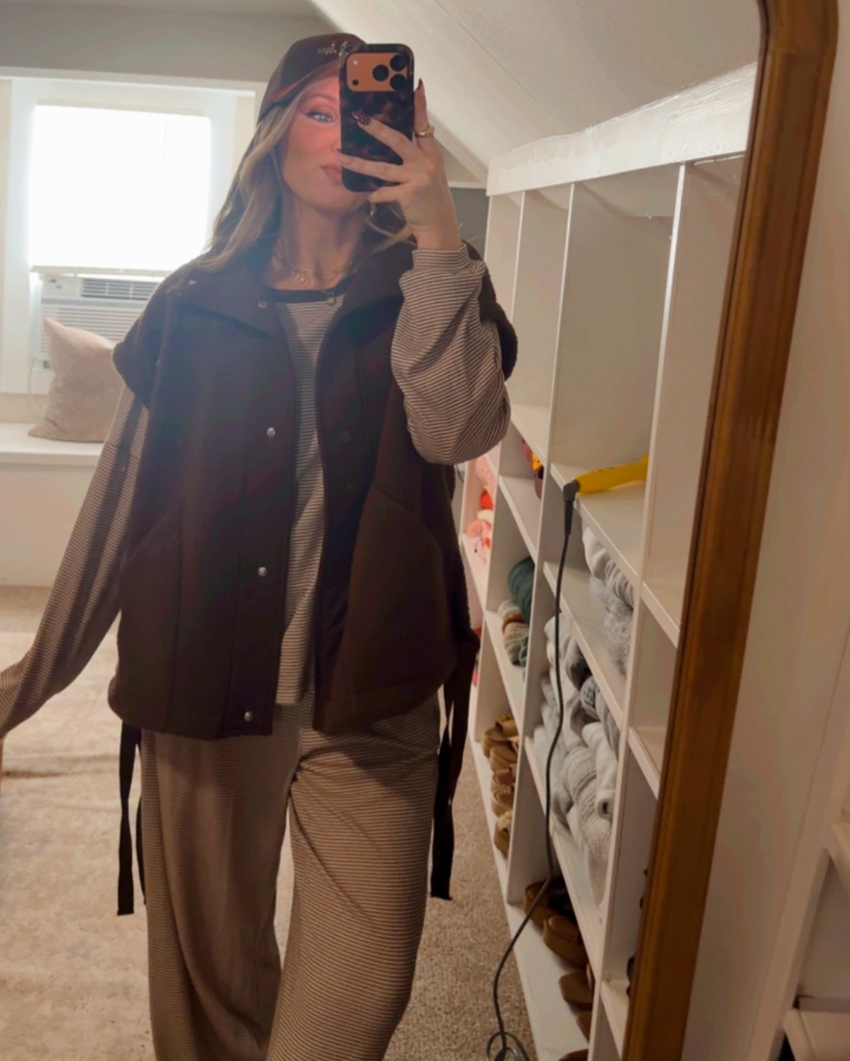 Casual  movie night outfit inspo 🤎🤎

#LTKPetite #LTKdayinmylife #LTKgrwm