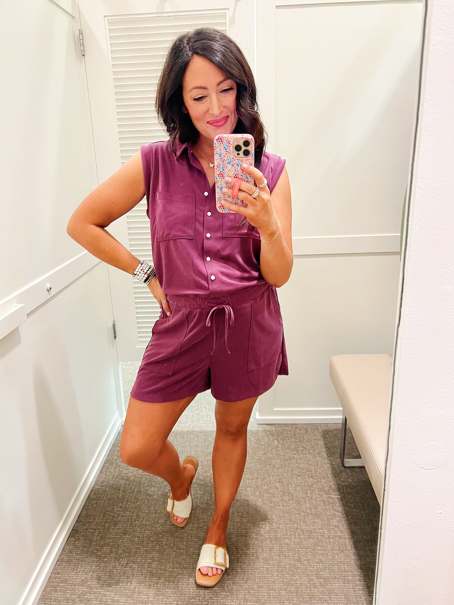 LOFT TRY ON::
• wearing a medium for a loose fit bit it’s true to size 
• sandals true to size 

#LTKFind #LTKsalealert #LTKunder50