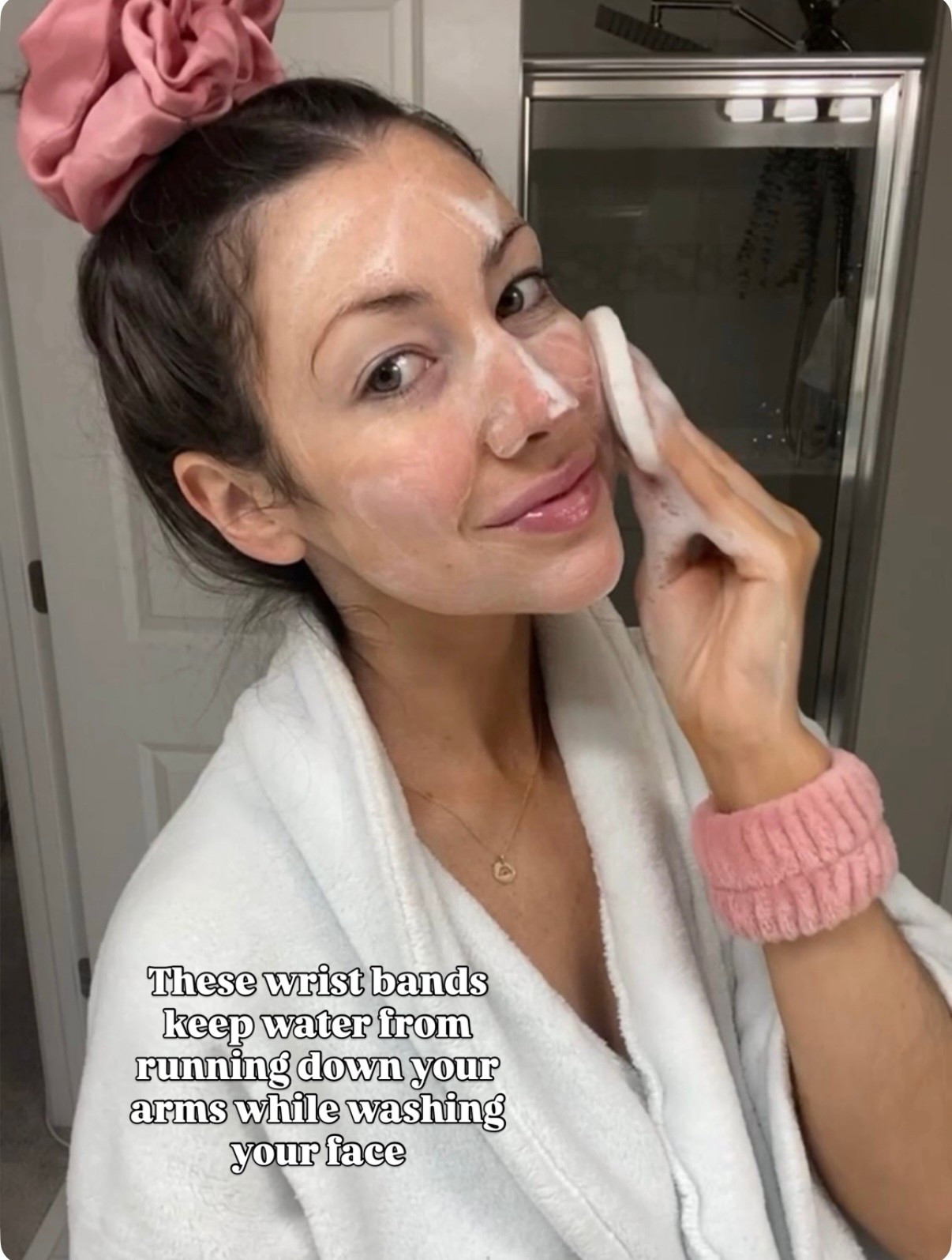 Skin care wrist bands 