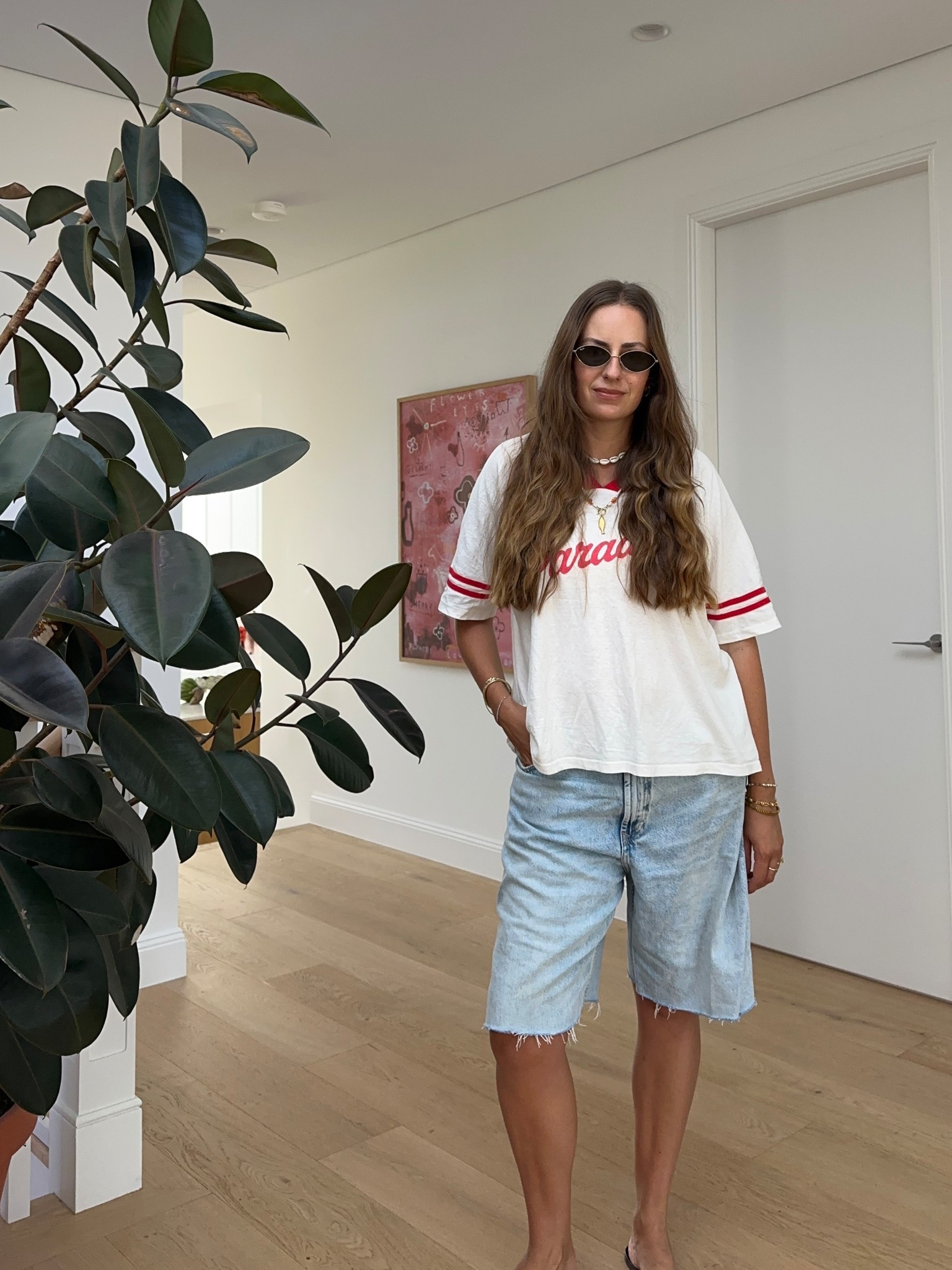 Tee: Tiny Trove
Jeans: Zara jeans DIY