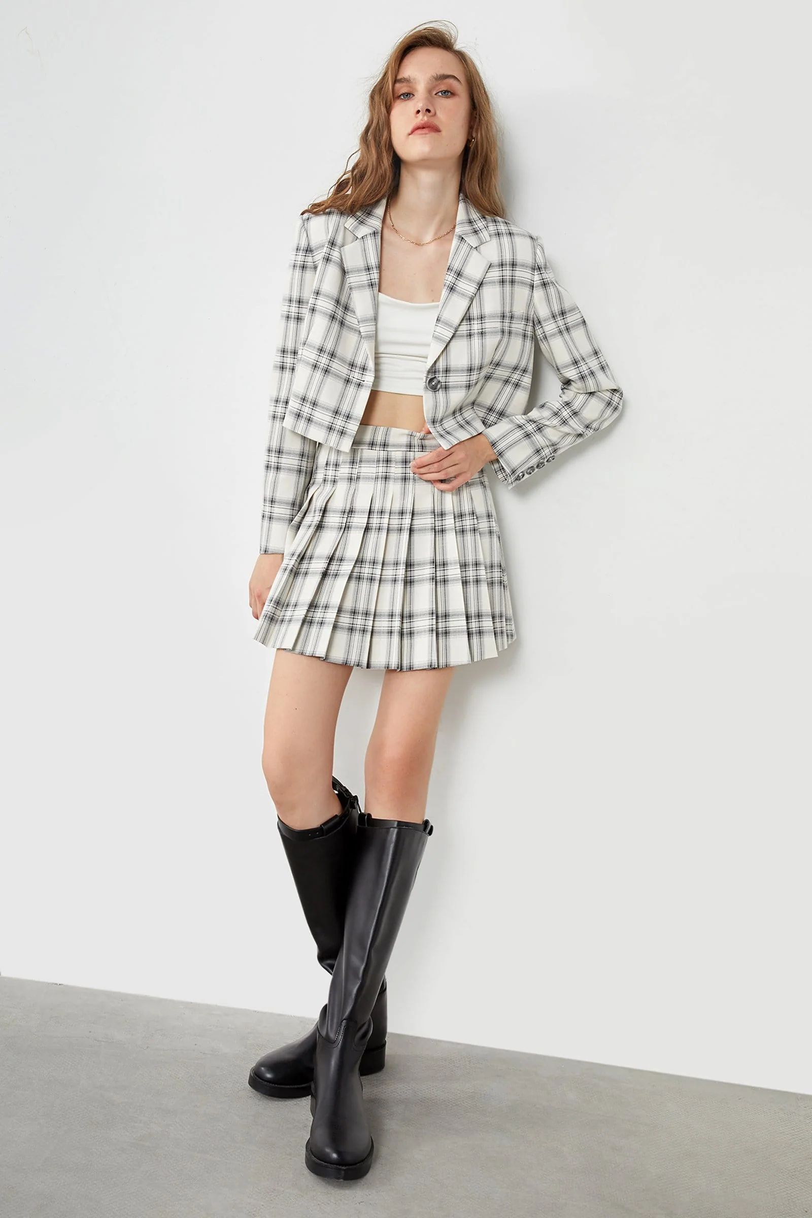 Elliott White Crossbar Plaid Print Blazer | J.ING