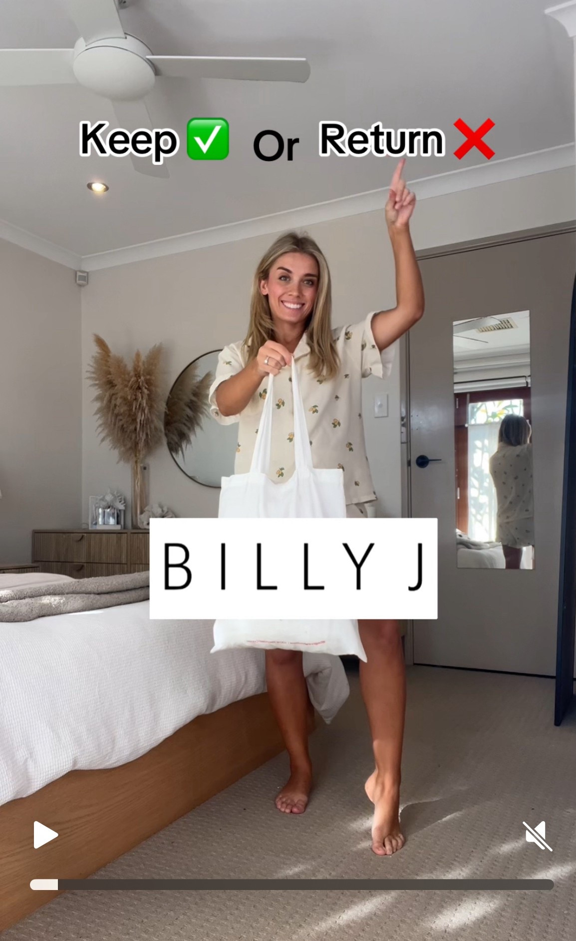 These pyjamas are so soft and such good quality! I’m wearing the size S (8) which fits more like a 6 so I would size up from your usual size! 


They do so many different fruits which is SO cute! I really wanna get the cherrys ones 