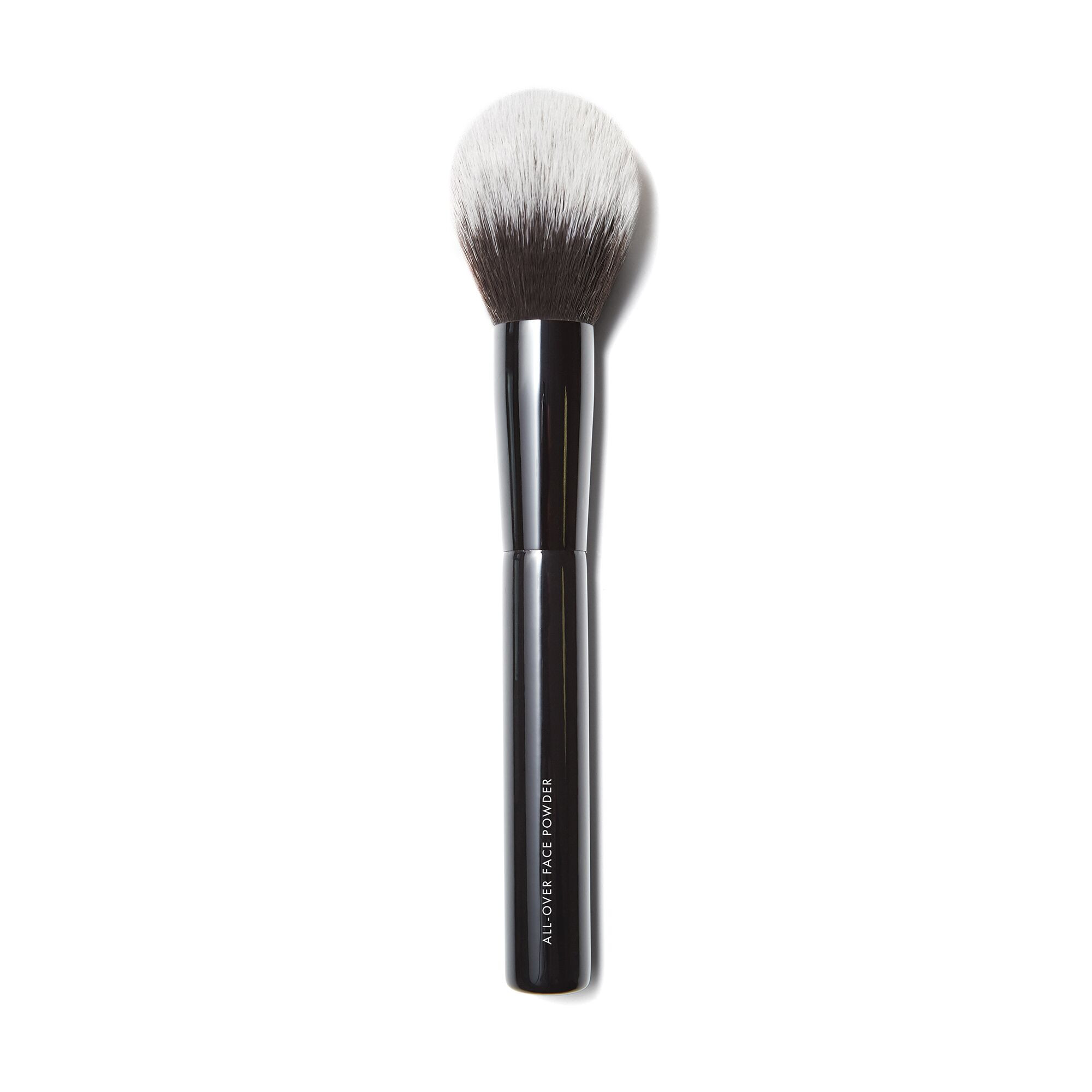 Regular All - Over Face Powder Brush | Beauty Pie (UK)