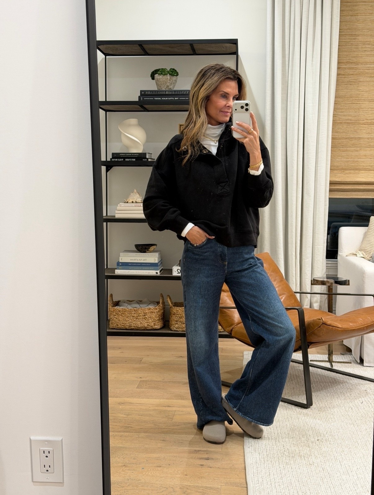 -cozy thick fleece sweatshirt sz S
-jeans TTS I’m 5’6”
-soft turtleneck sz S
I


#LTKootd 

#LTKOver40