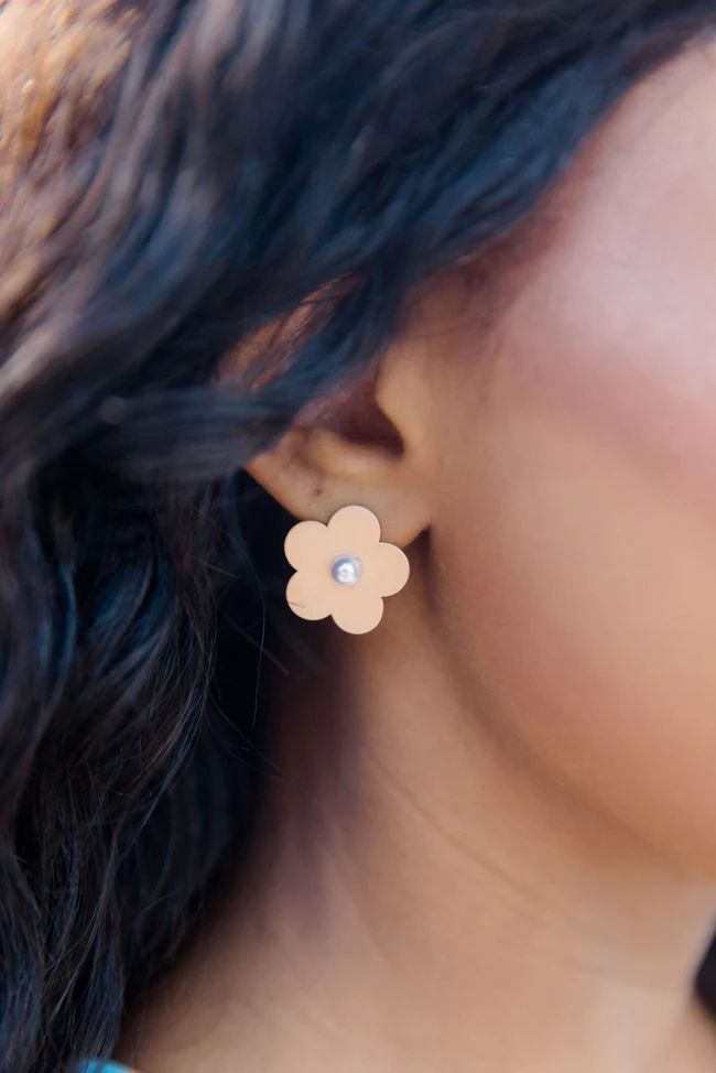 Daisy Pearl Stud Earring | Pink Lily