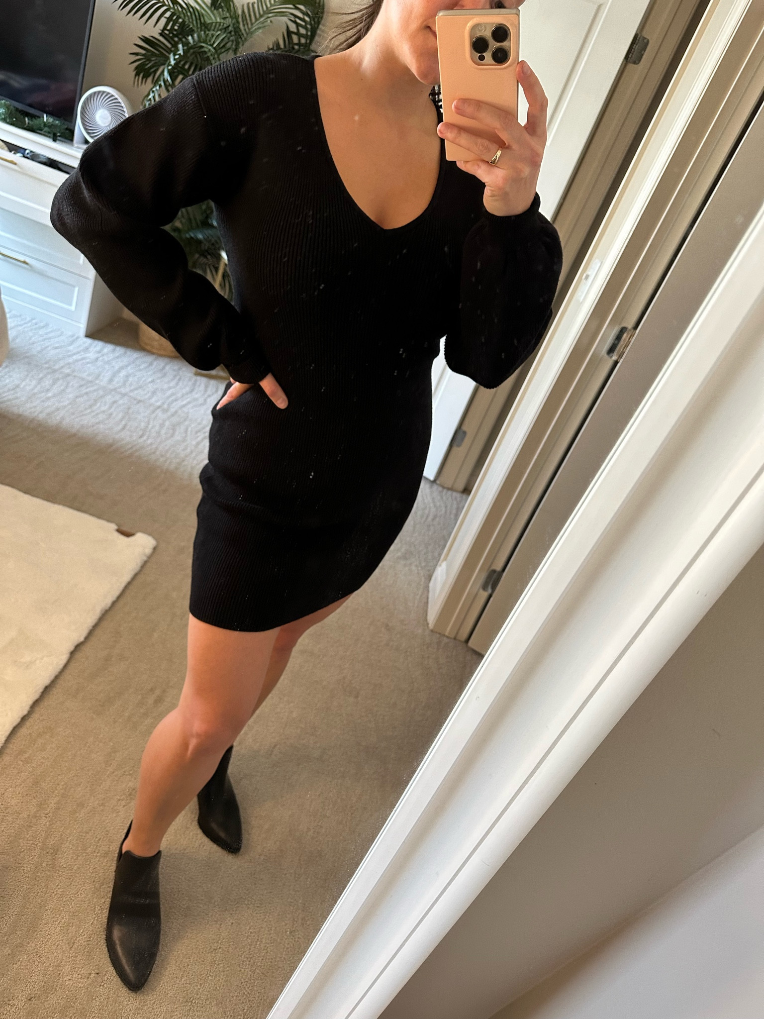 High quality sweater dress, $15 now! #blackfriday #cybermonday #sale #forever21 

#LTKCyberWeek #LTKfindsunder50 #LTKHoliday