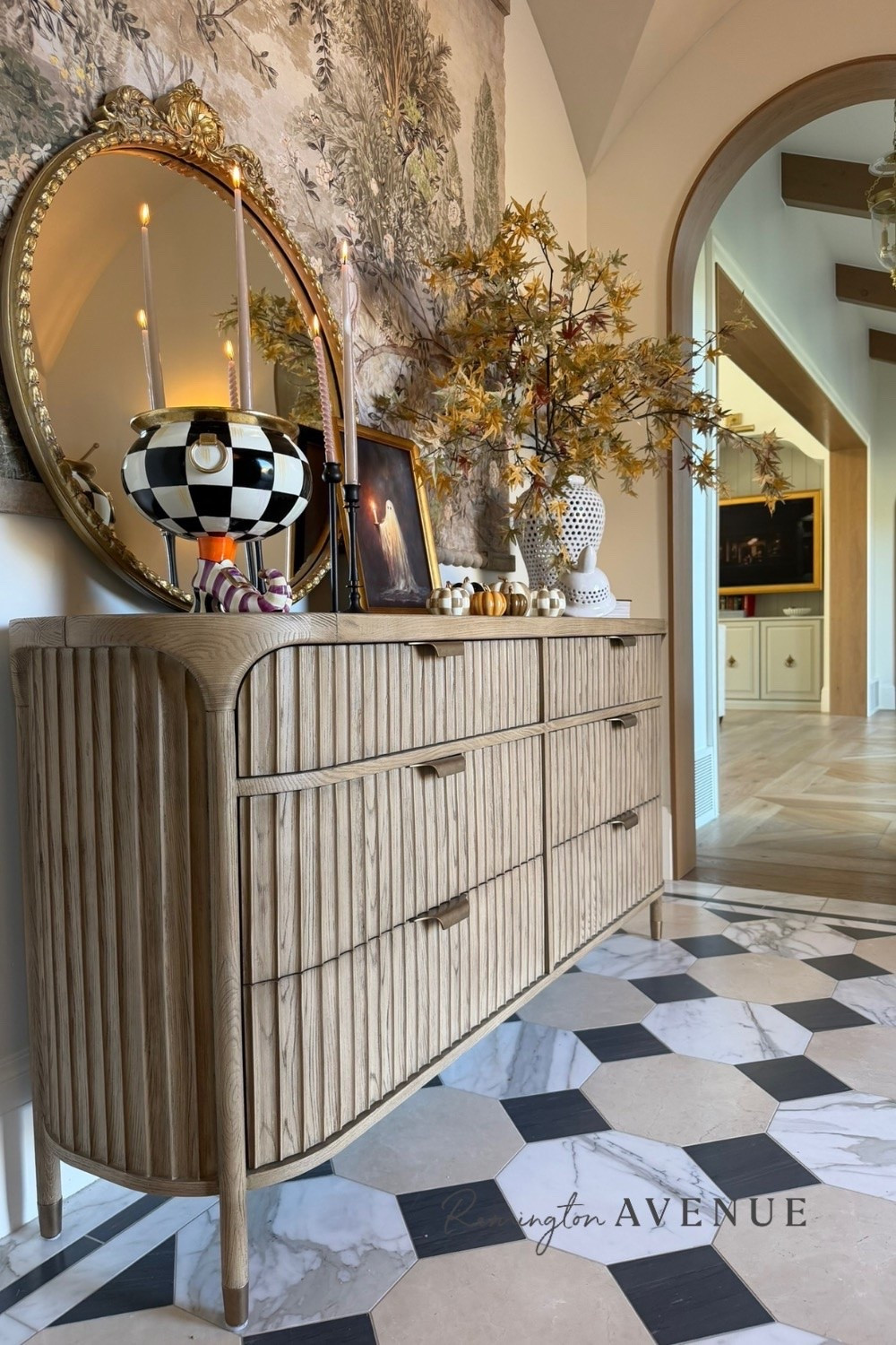 This entryway never gets old, especially when decorated all pretty for Fall! 🍁

#LTKHome