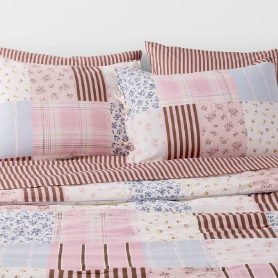 Twin/Twin Extra Long Percale Patchwork Comforter Set - The Hollister Collection at Target | Target