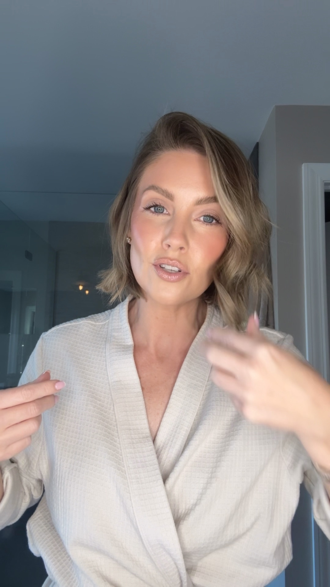 Short bob hair curling tutorial 💗 I use a 1.25” curling iron

#LTKBeauty #LTKmorningroutine #LTKgrwm